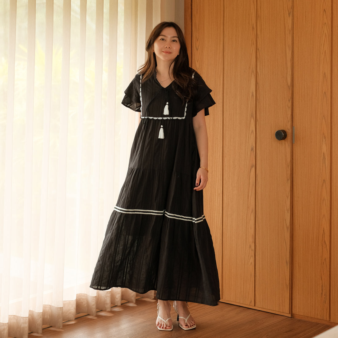 Lolliestory Edelweiss Midi Dress