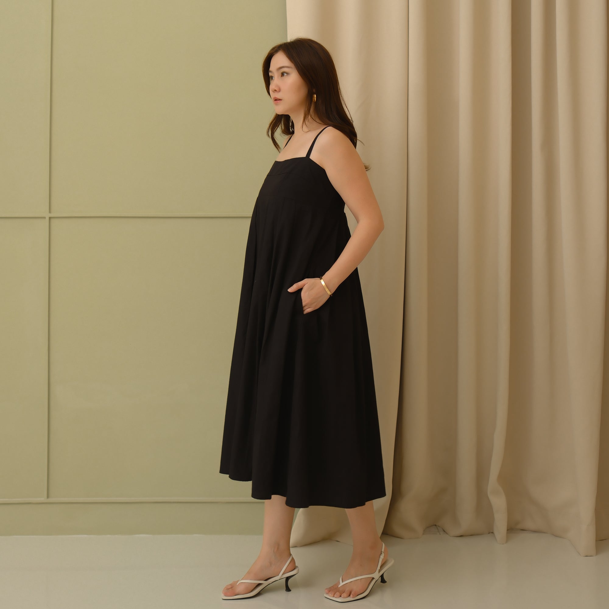 Lolliestory Riella Midi Dress