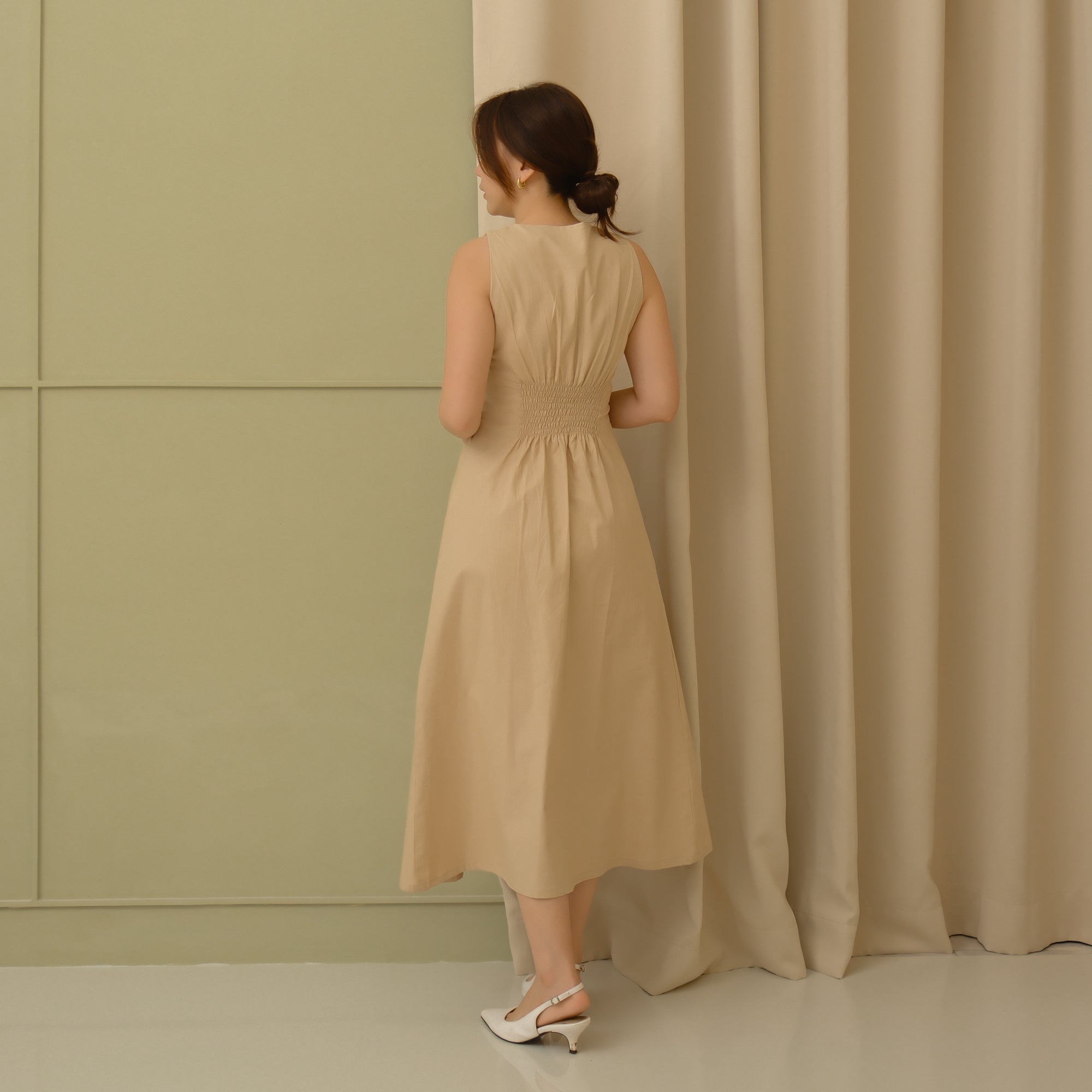 Lolliestory Austynn Midi Dress