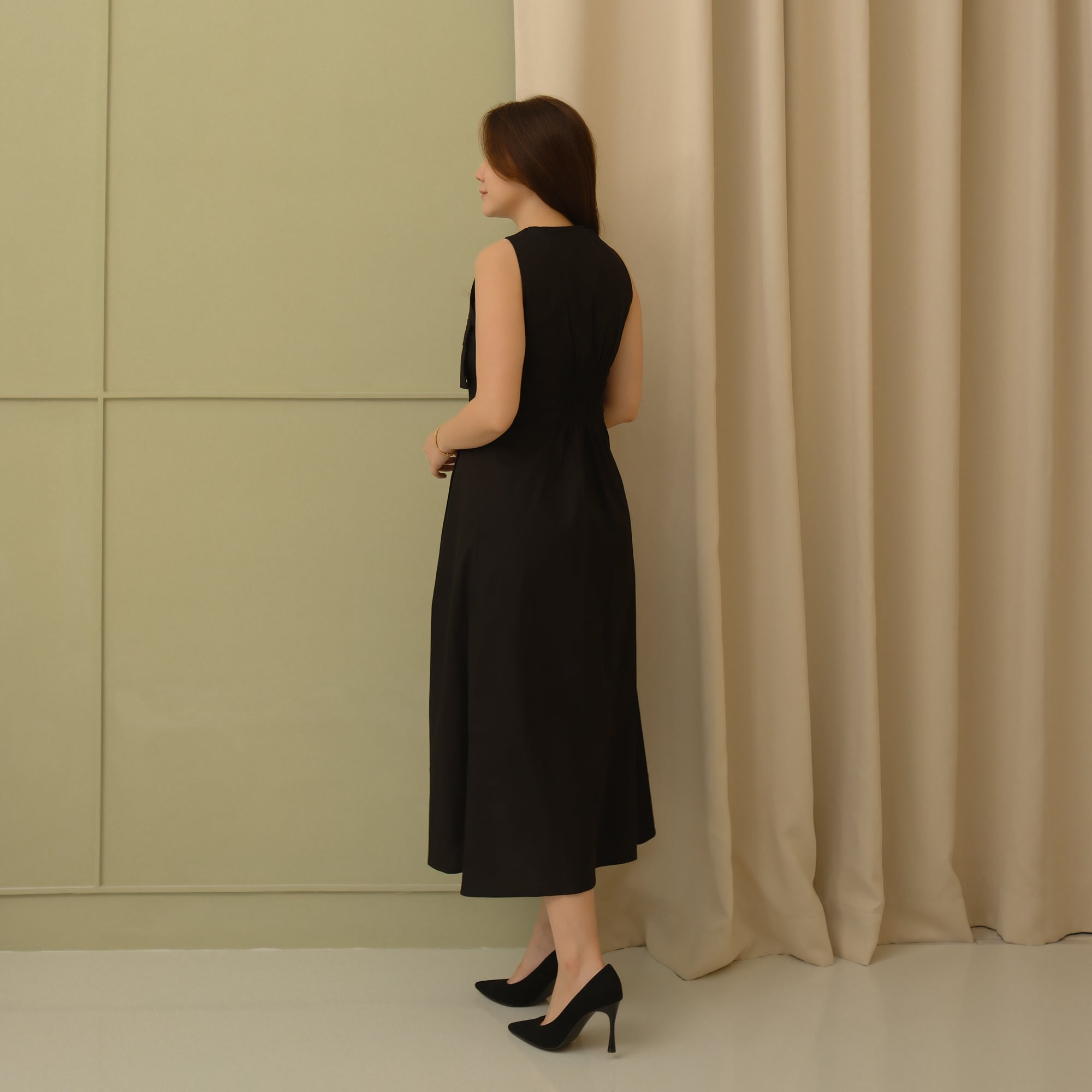 Lolliestory Austynn Midi Dress