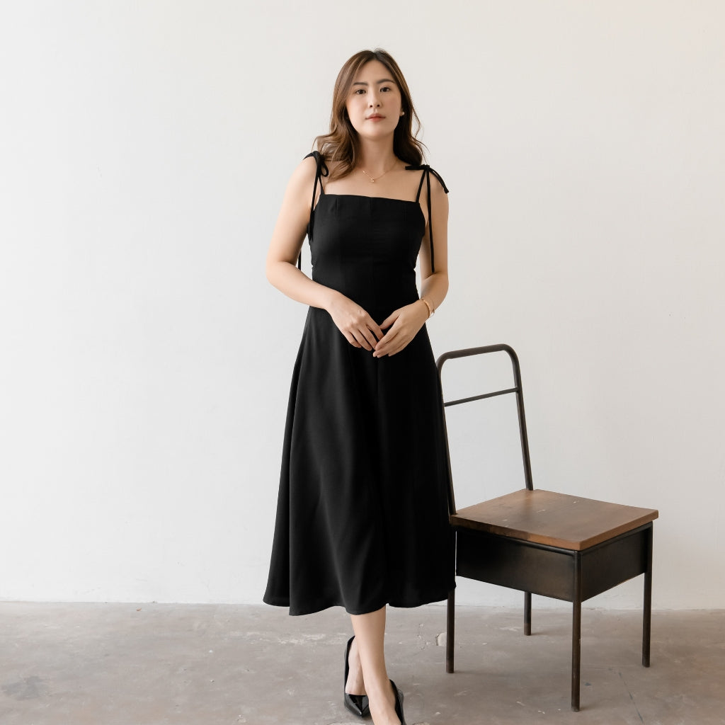 Lolliestory Ivana Midi Dress