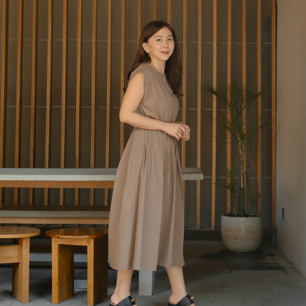 Lolliestory Levi Midi Dress