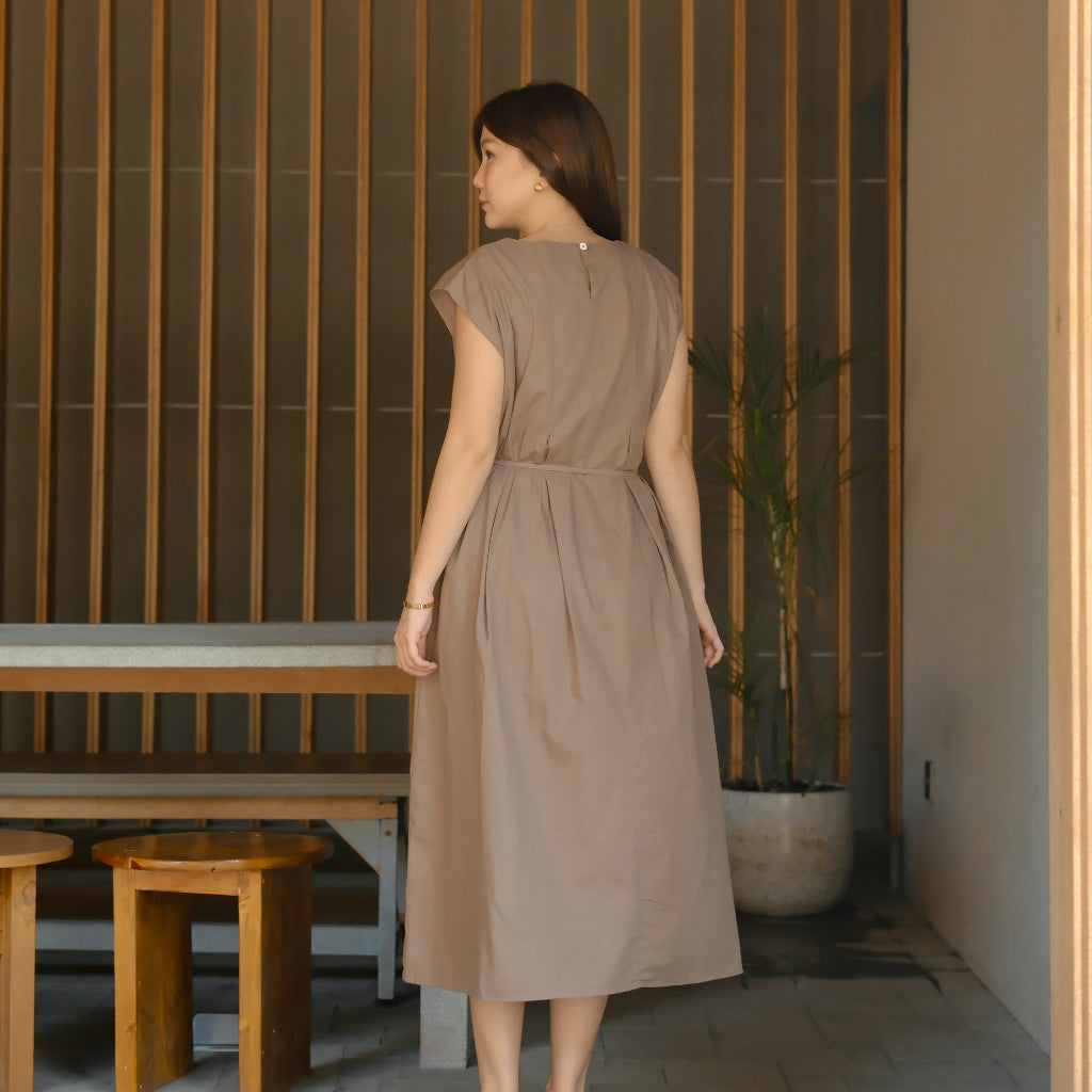 Lolliestory Levi Midi Dress