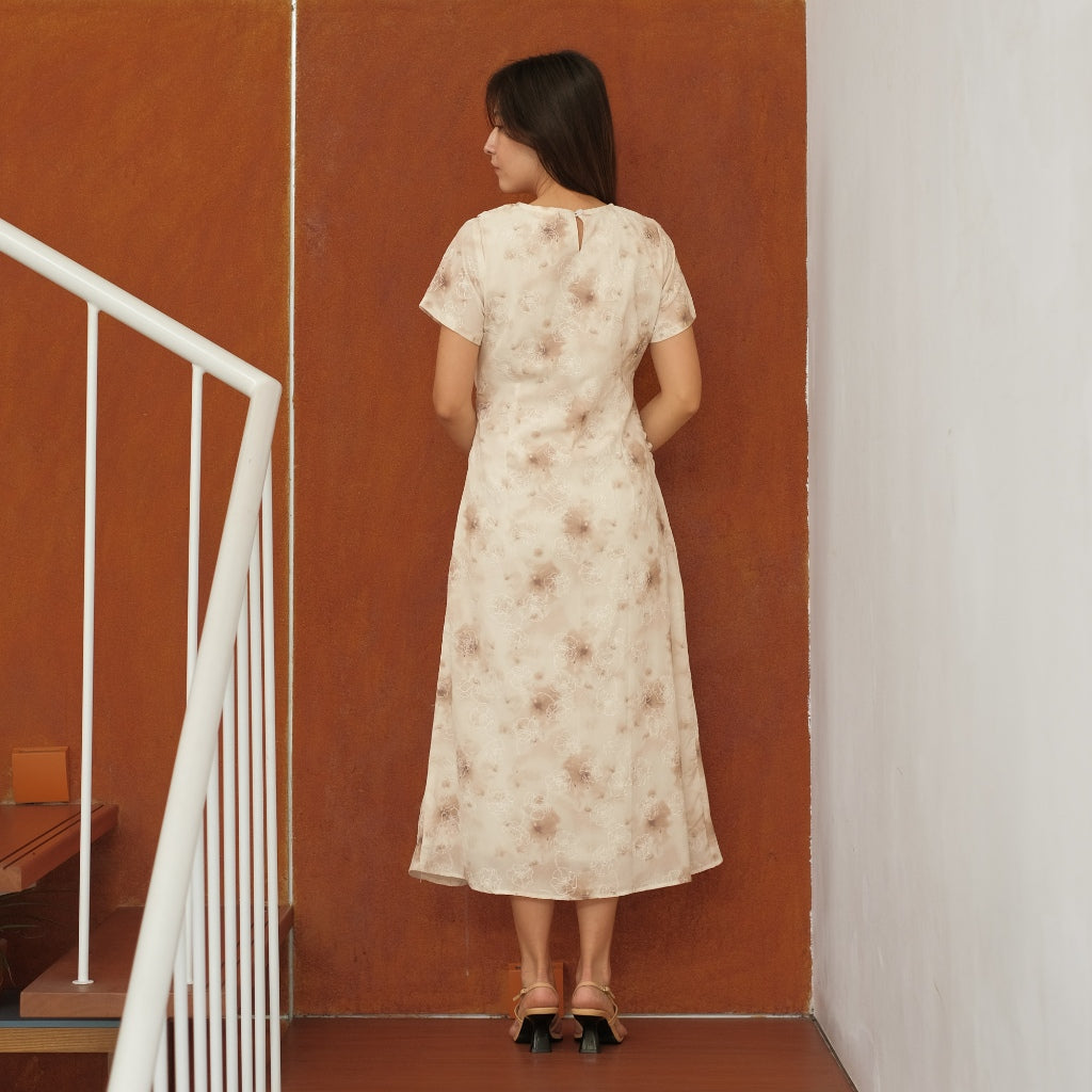 Lolliestory Evola Midi Dress