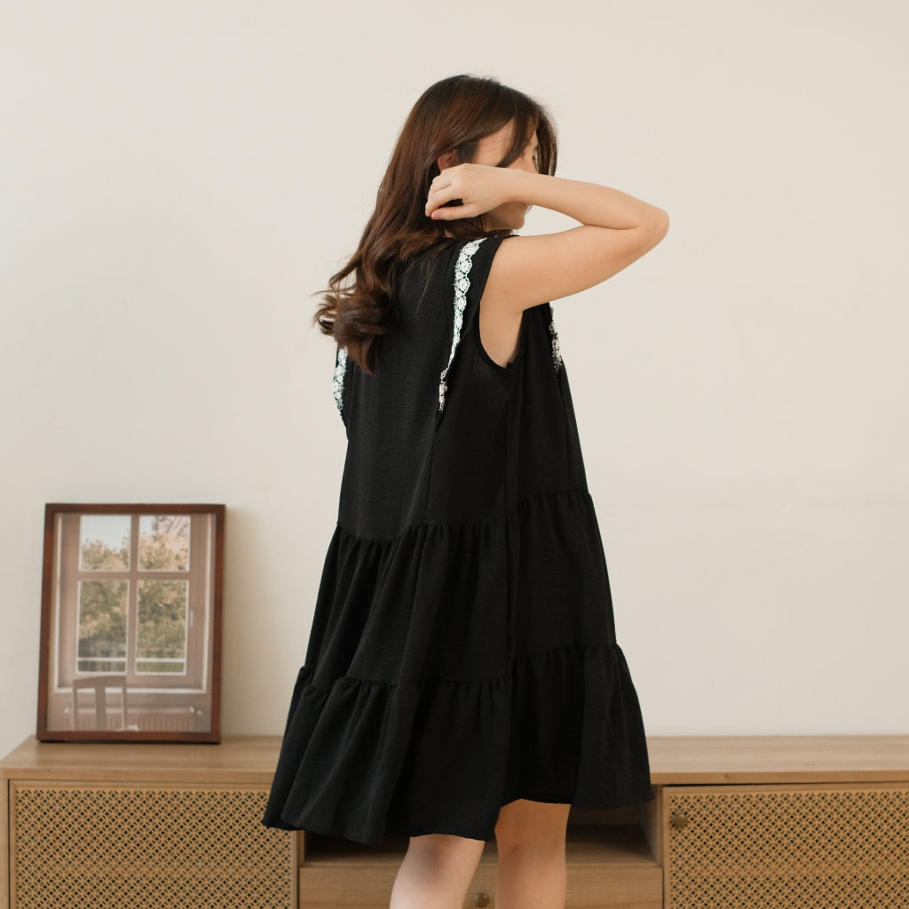 Lolliestory Damia Midi Dress