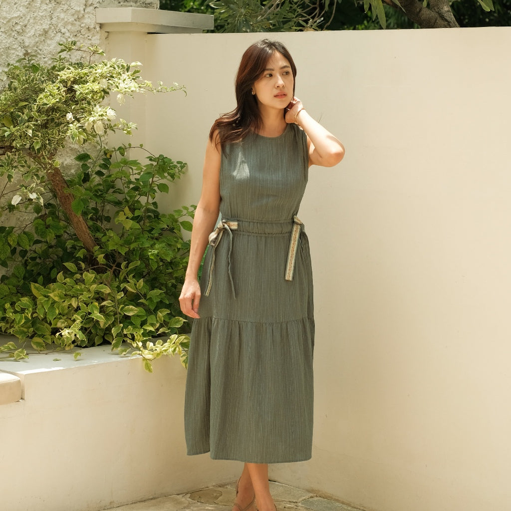 Lolliestory Verona Midi Dress