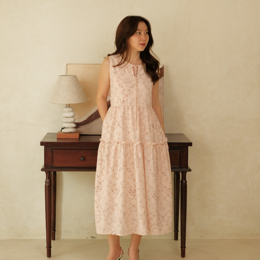 Lolliestory Yerina Midi Dress