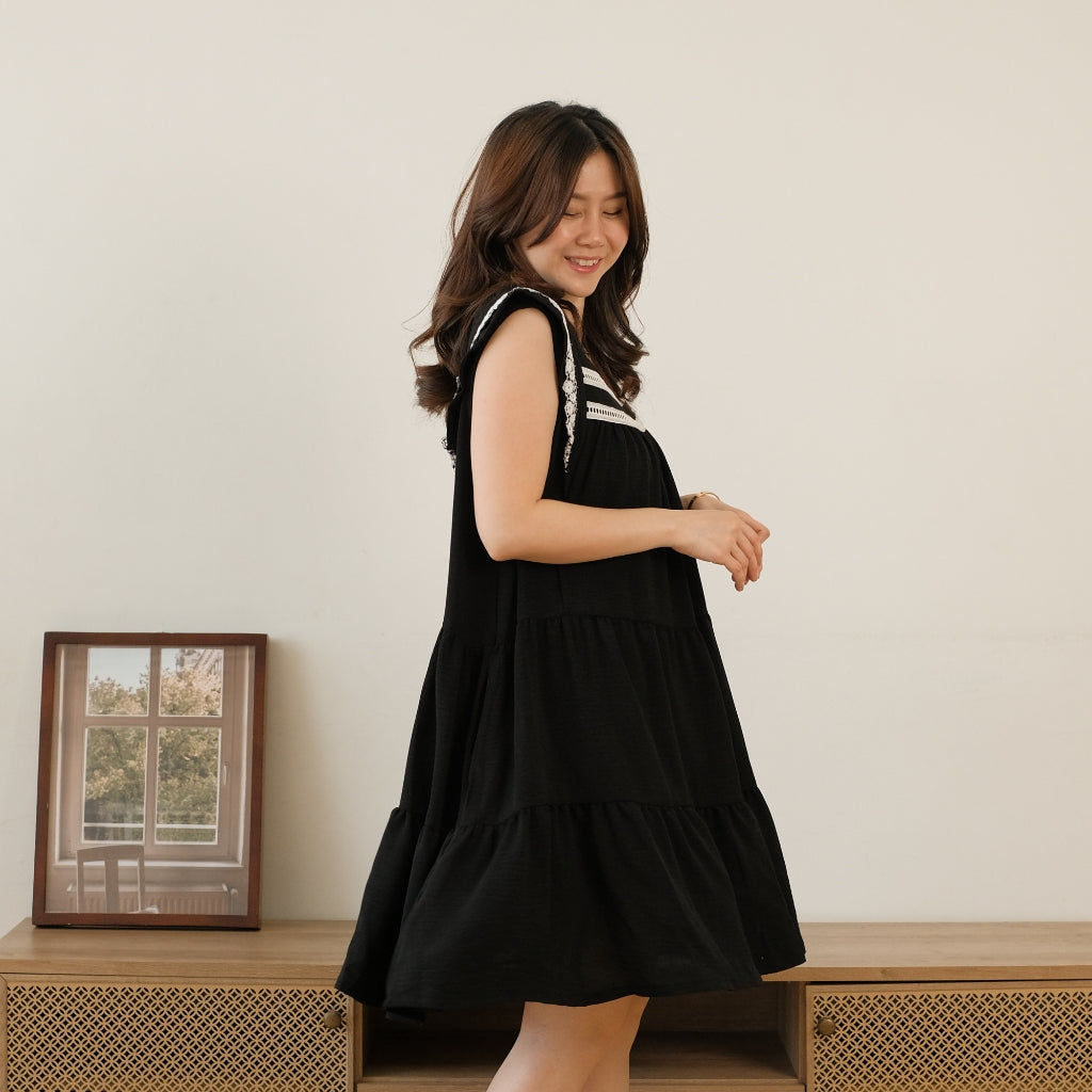 Lolliestory Damia Midi Dress