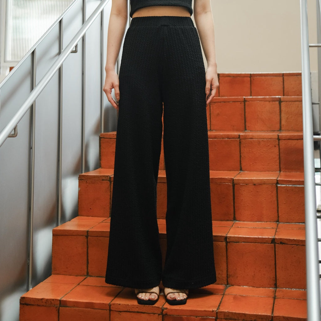 Lolliestory Noir Knit Loose Pants