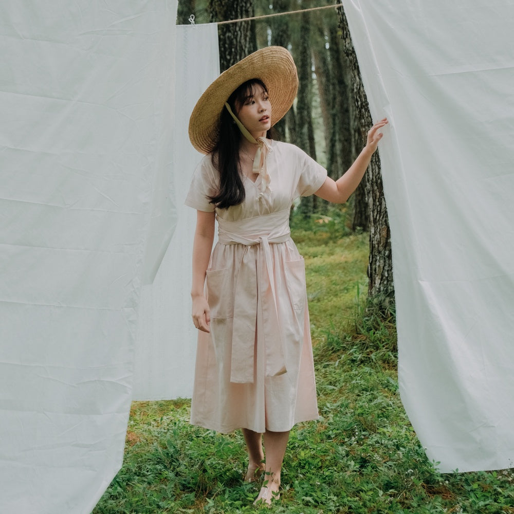 Lolliestory Chrissy Midi Dress