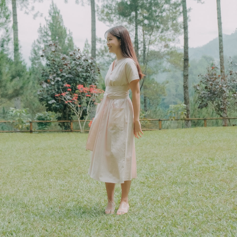 Lolliestory Chrissy Midi Dress