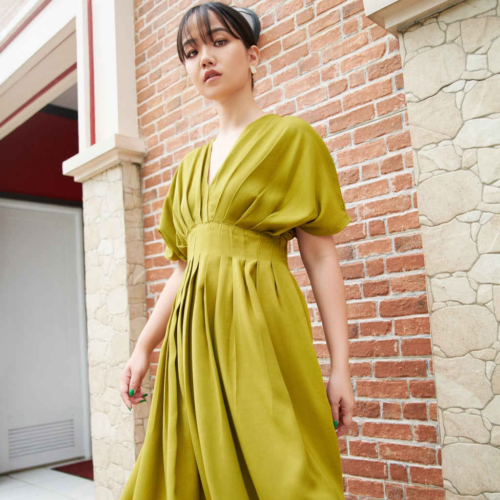Lolliestory Kiana Crepe Midi Dress