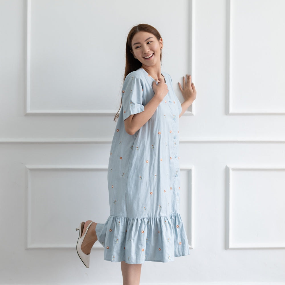 Lolliestory Brilynn Embroidery Midi Dress