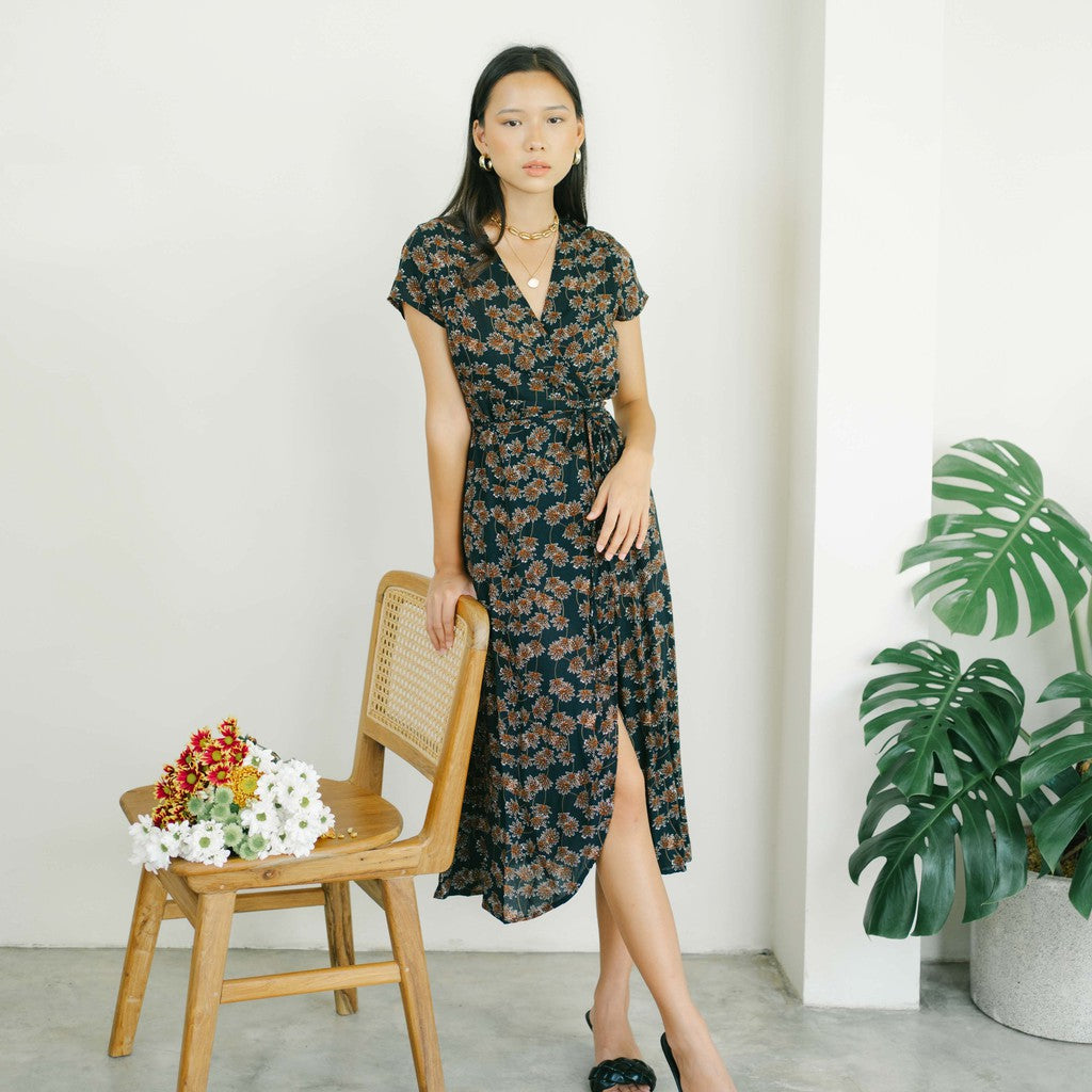 Lolliestory Esther Kimono Midi Dress