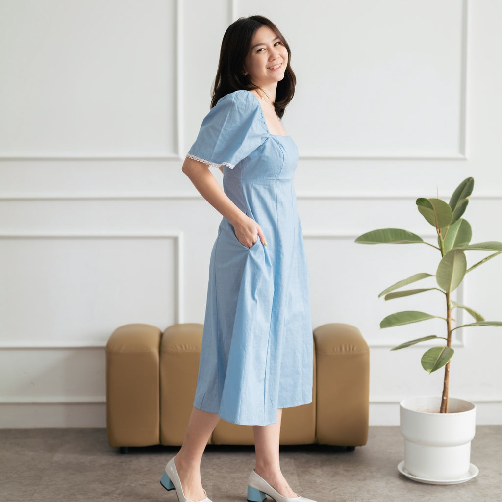 Lolliestory Colbie Midi Dress