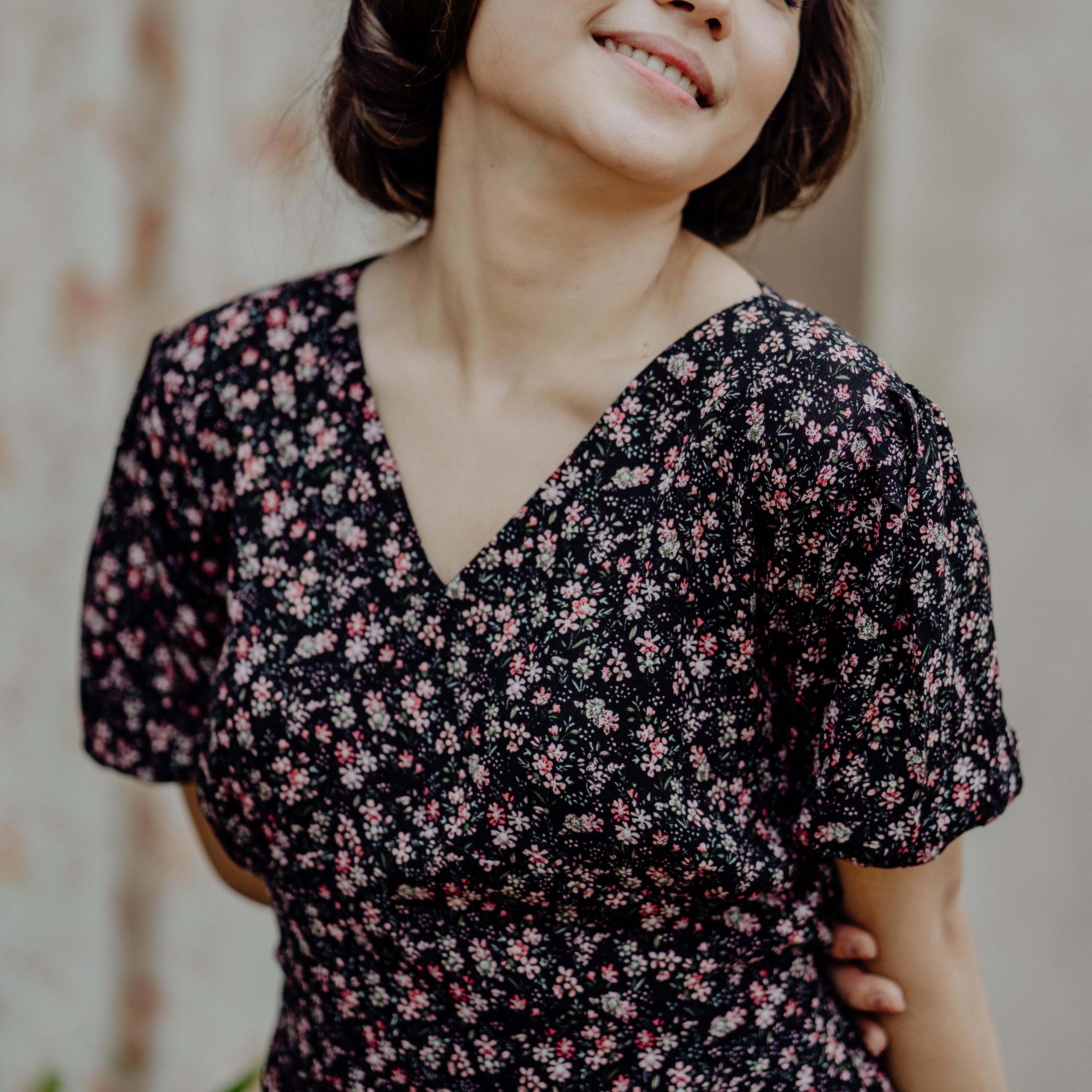 Misha Simple Midi Dress - Lolliestory