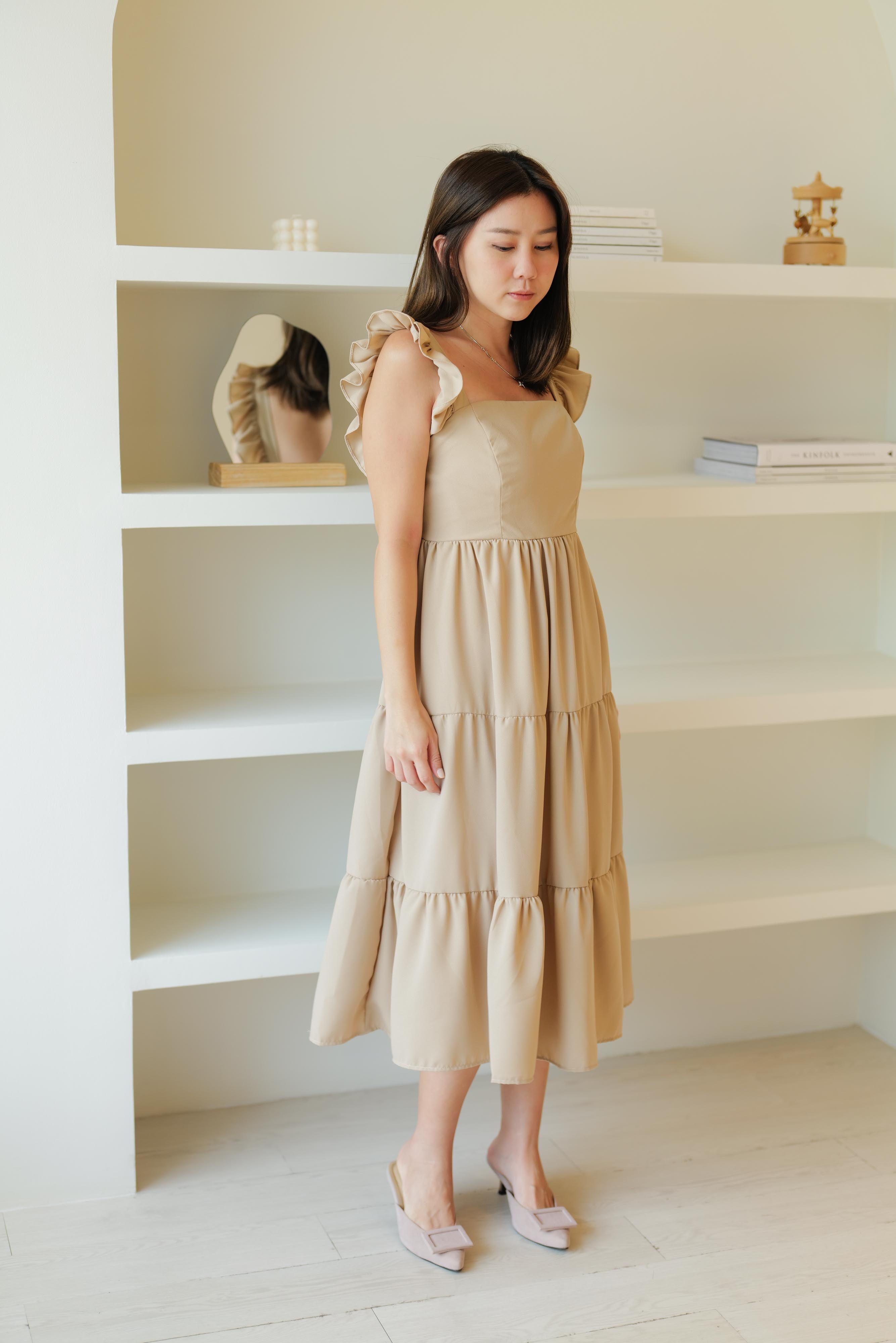 Lolliestory Ailyn Flare Midi Dress