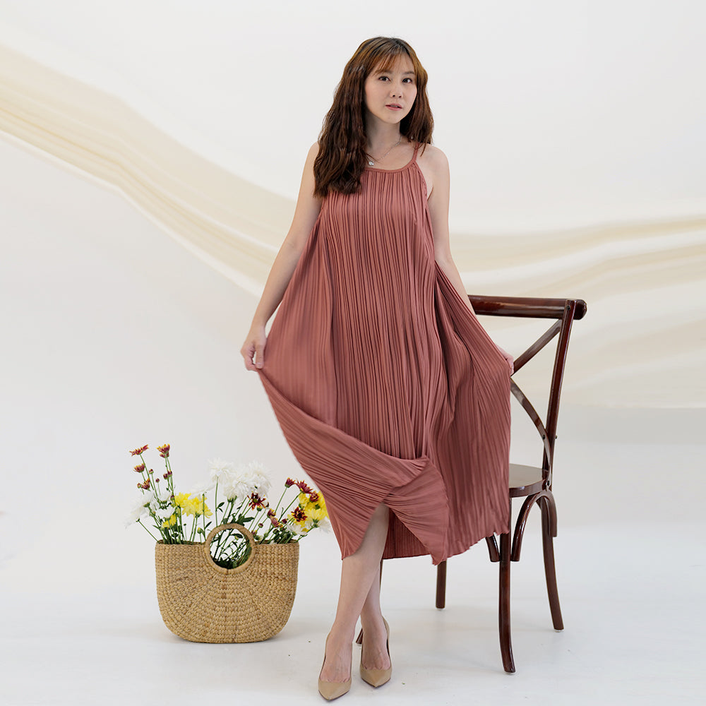 Adriella Pleated Midi Dress - Lolliestory