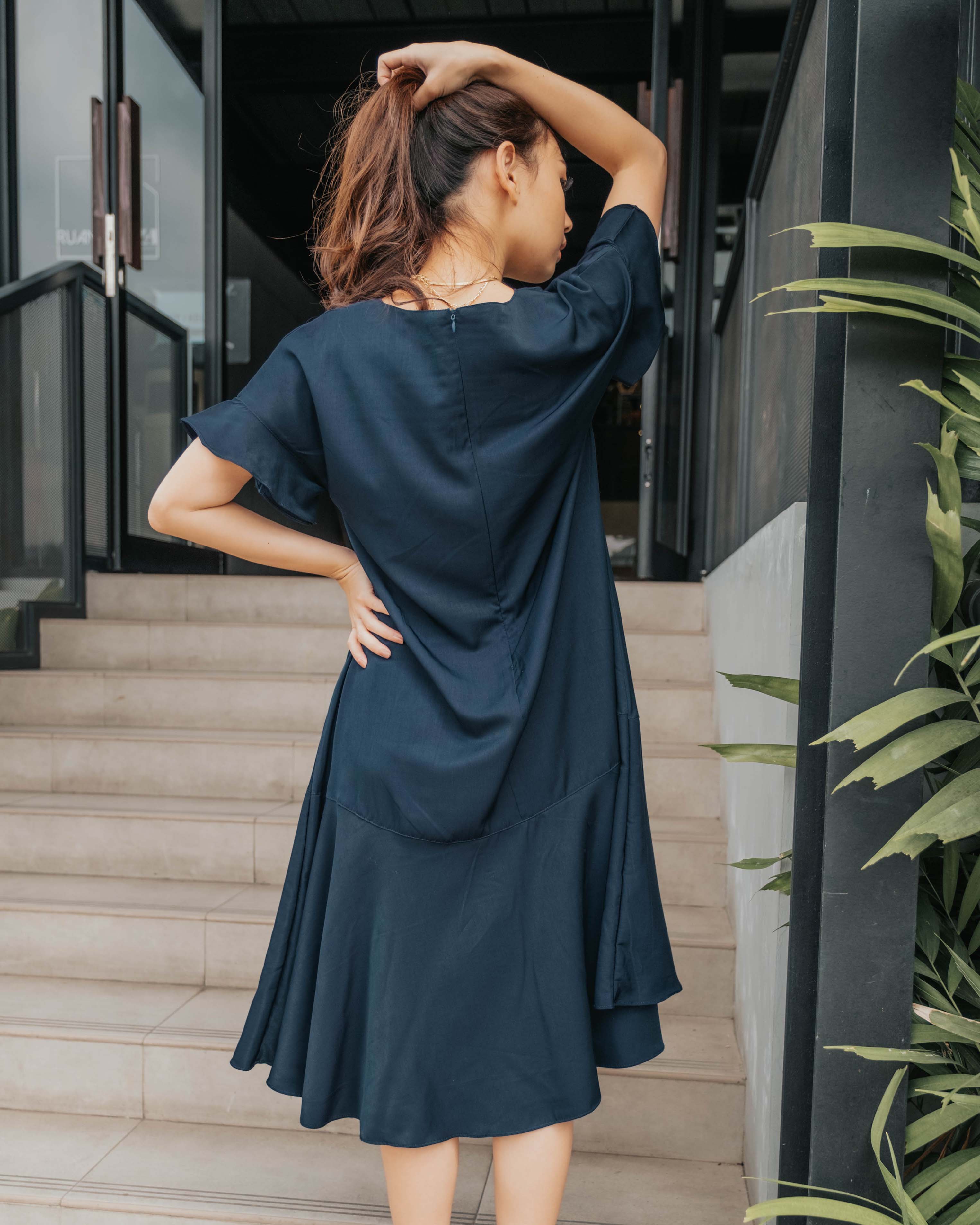 Lolliestory Sally Simple Midi Dress