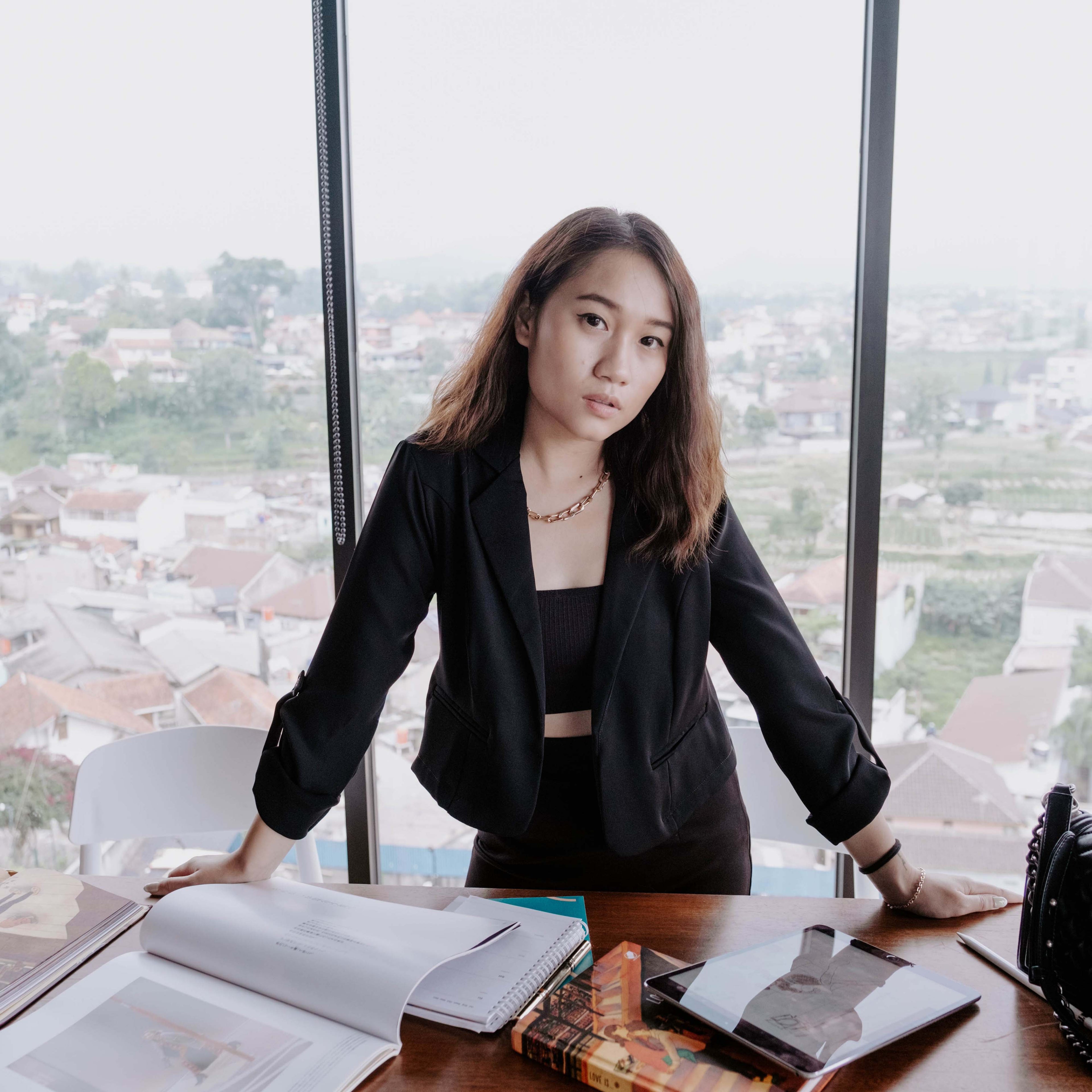 Lolliestory Mauria Premium Crop Blazer