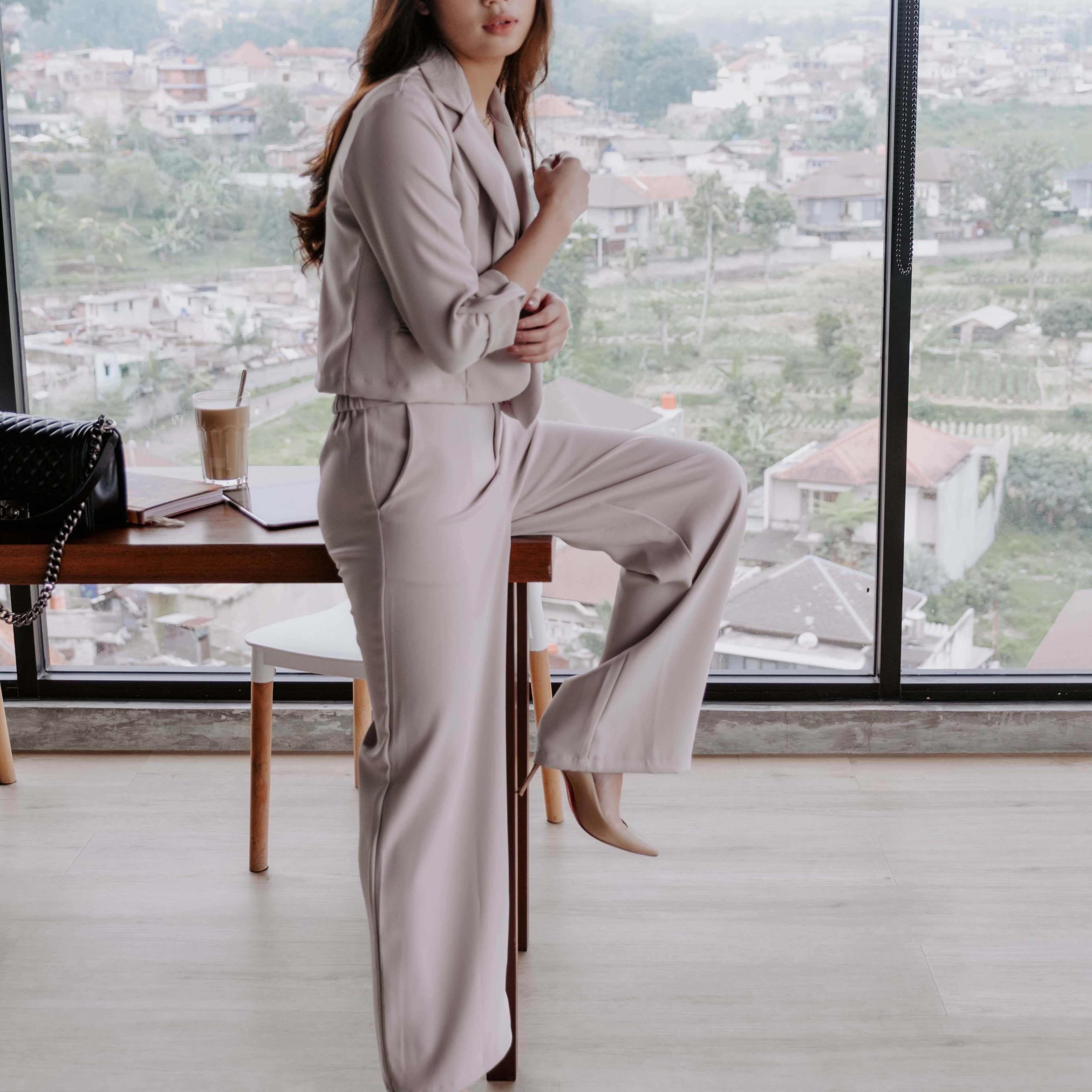 Lolliestory Mauria Premium Crop Blazer