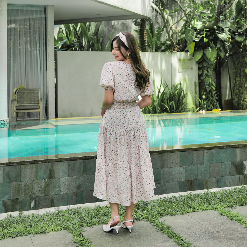 Lolliestory Ellery Flower Midi Dress