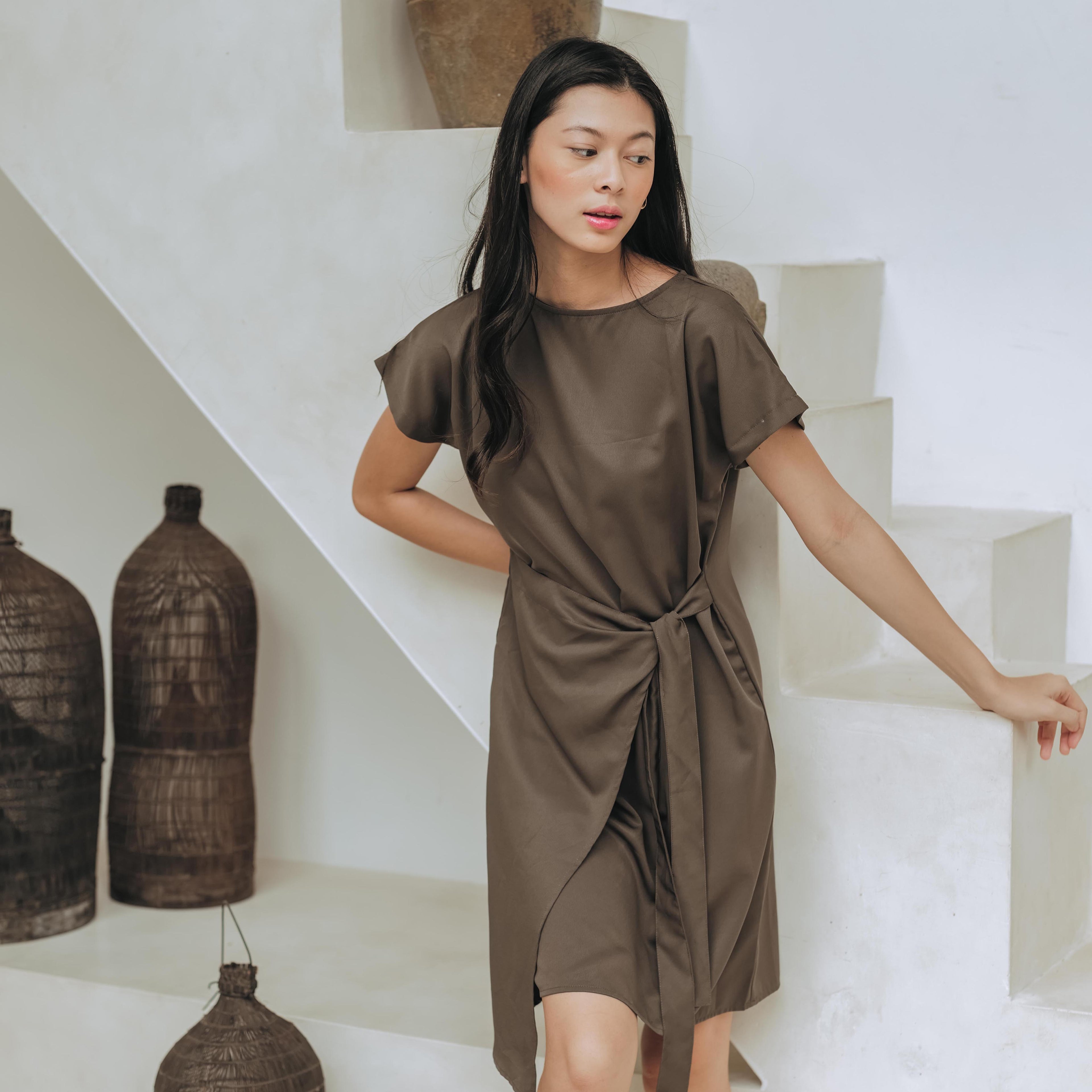 Lolliestory Browny Simple Midi Dress - Lolliestory