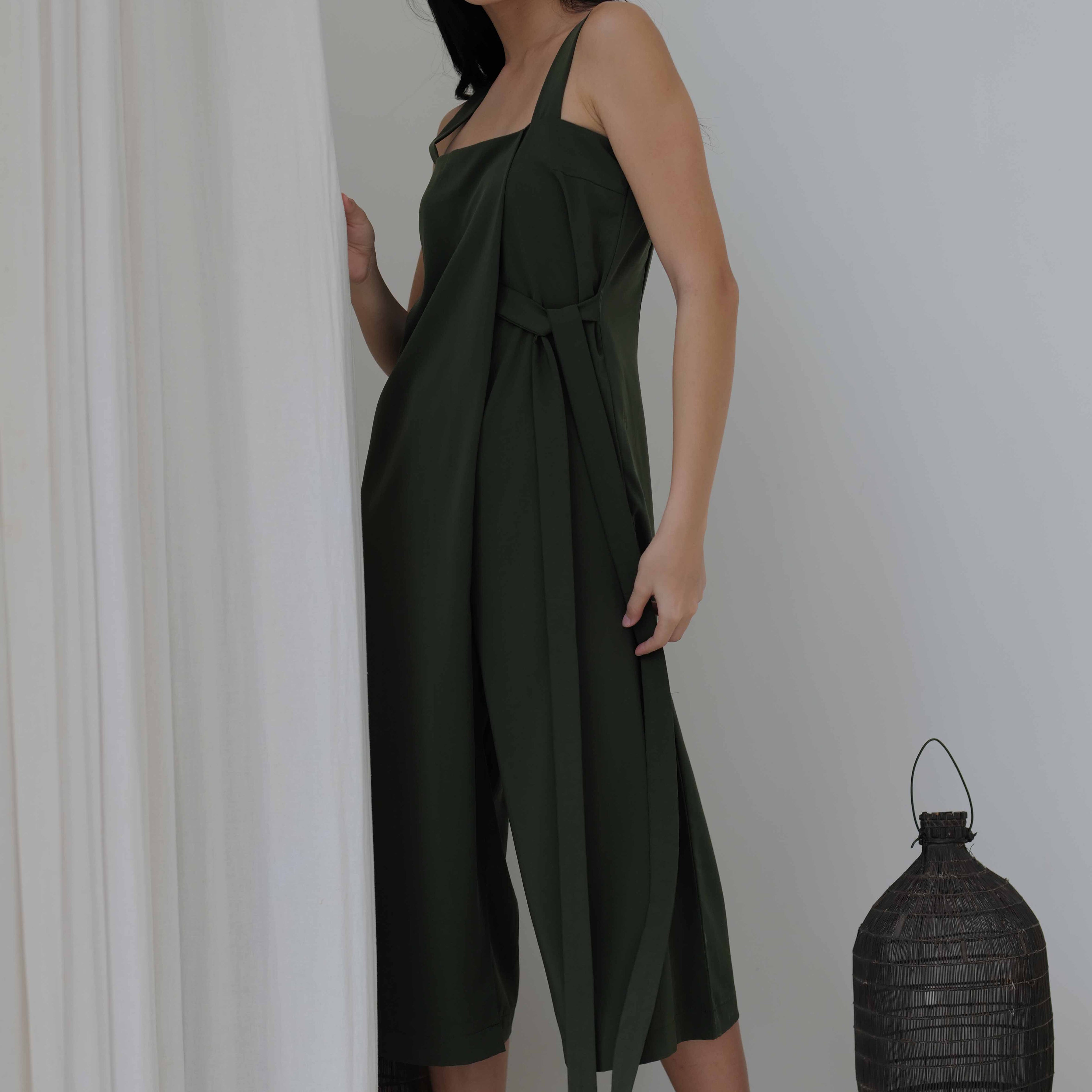 Alona Sleeveless Jumpsuit - Lolliestory