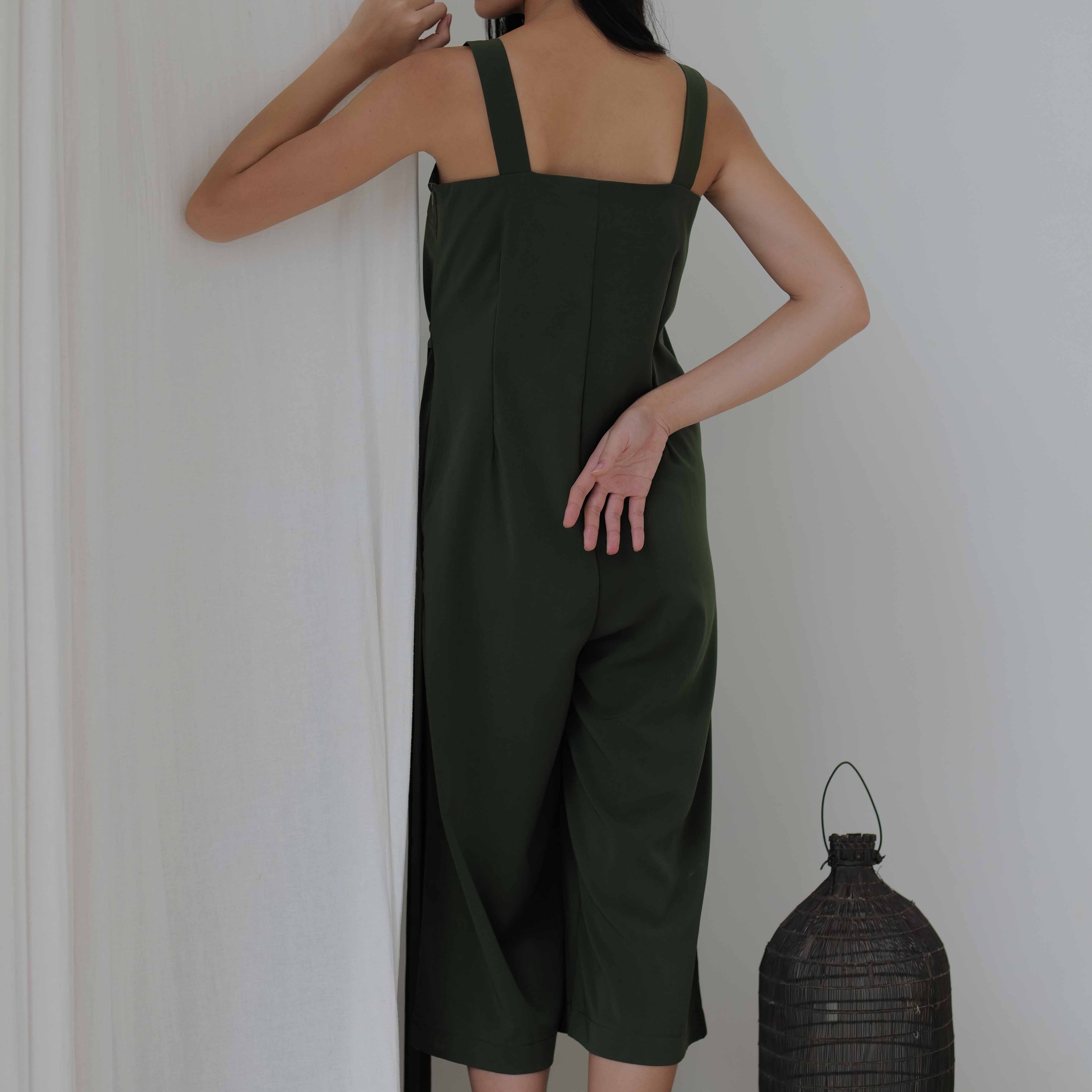 Alona Sleeveless Jumpsuit - Lolliestory