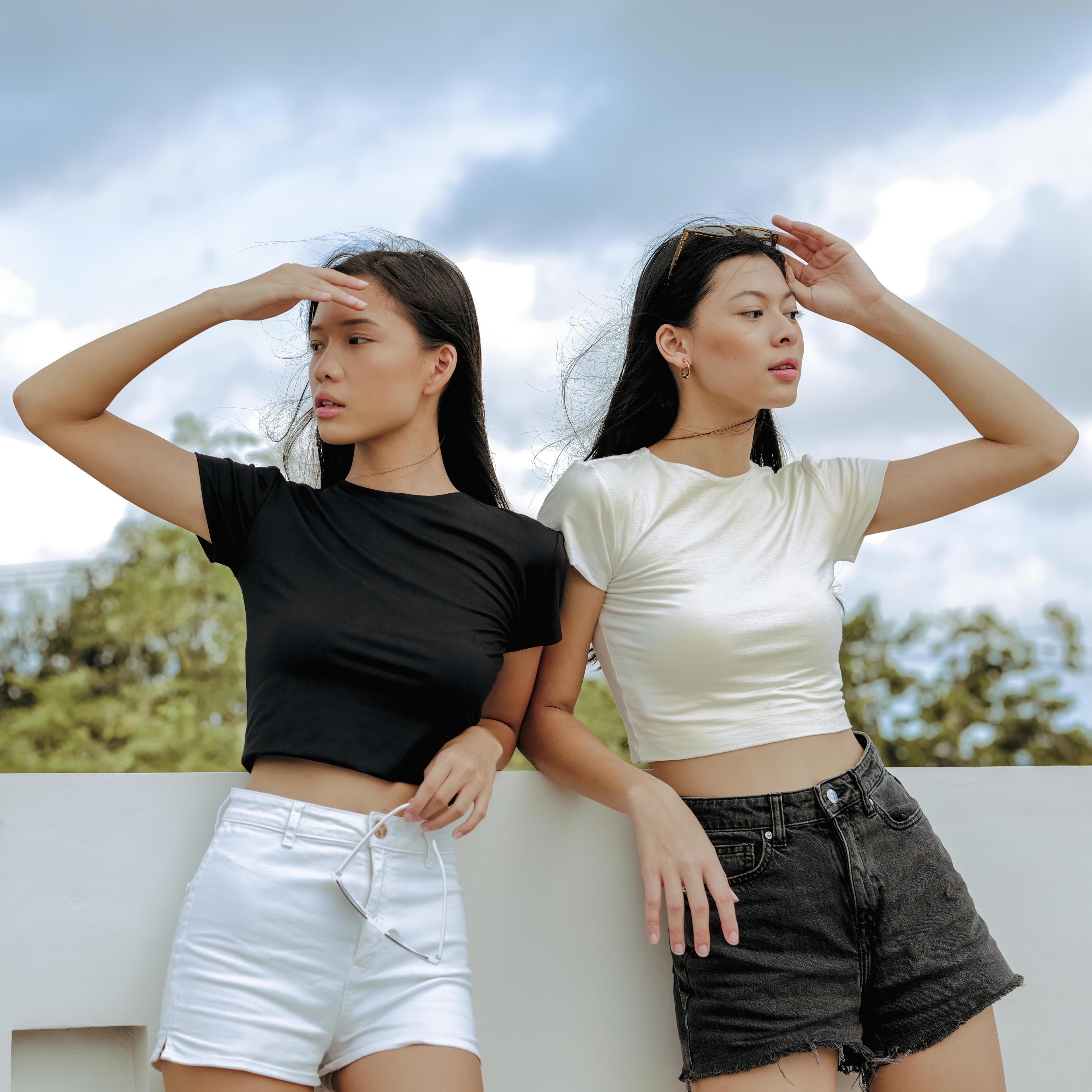 Lolliestory Darryl Body-fit Crop Top - Lolliestory