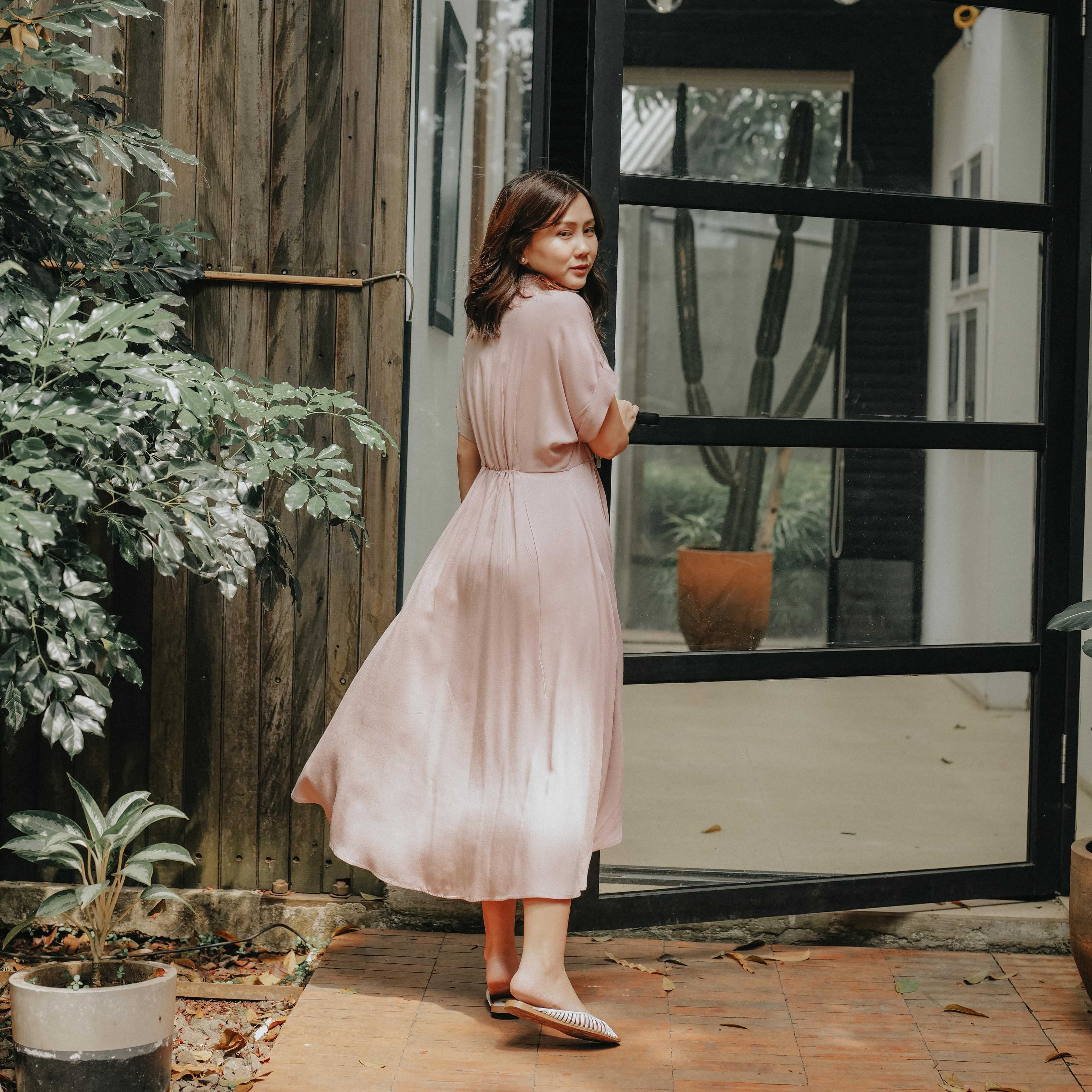 Lolliestory Lalyn Midi Dress