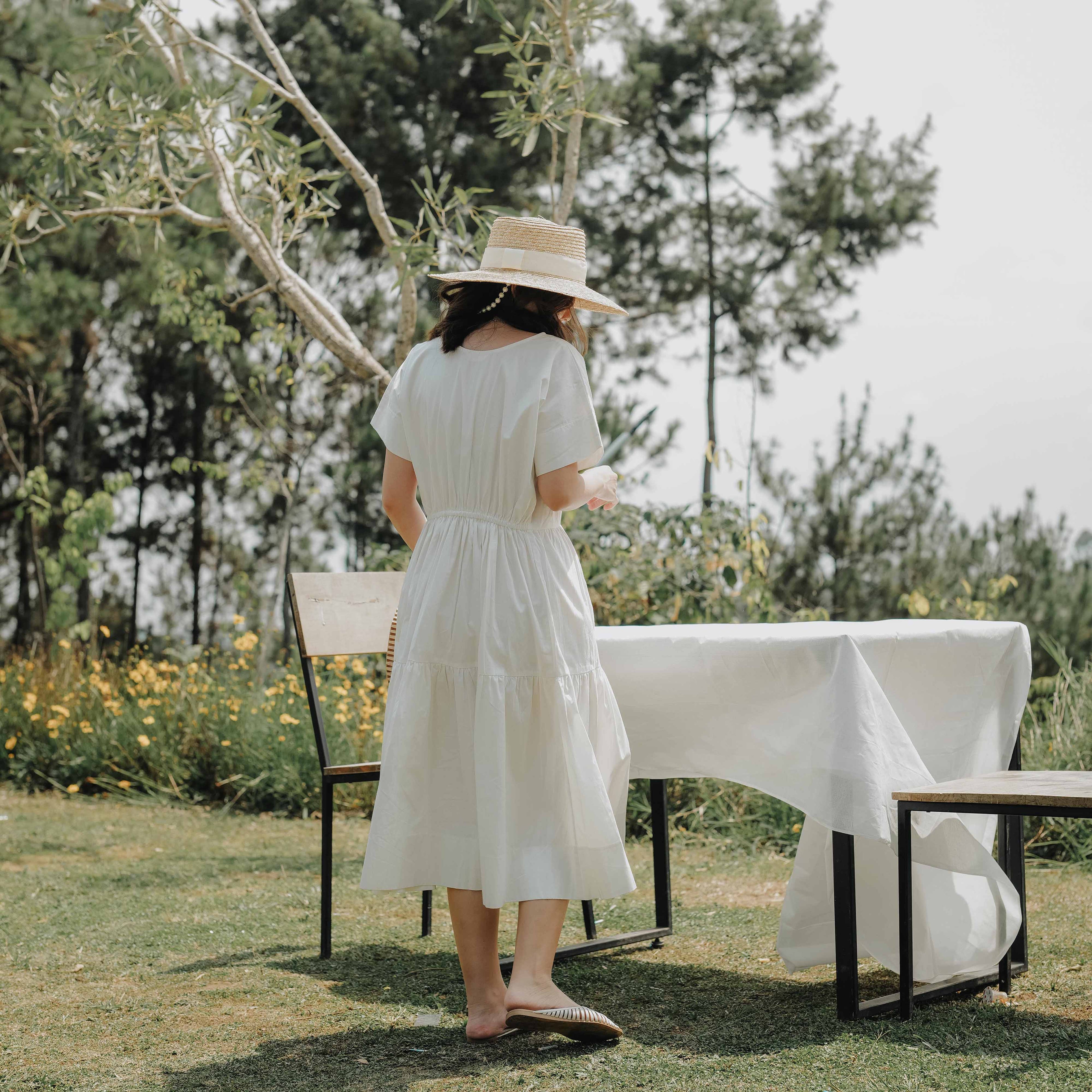 Lolliestory Clam Simple Midi Dress