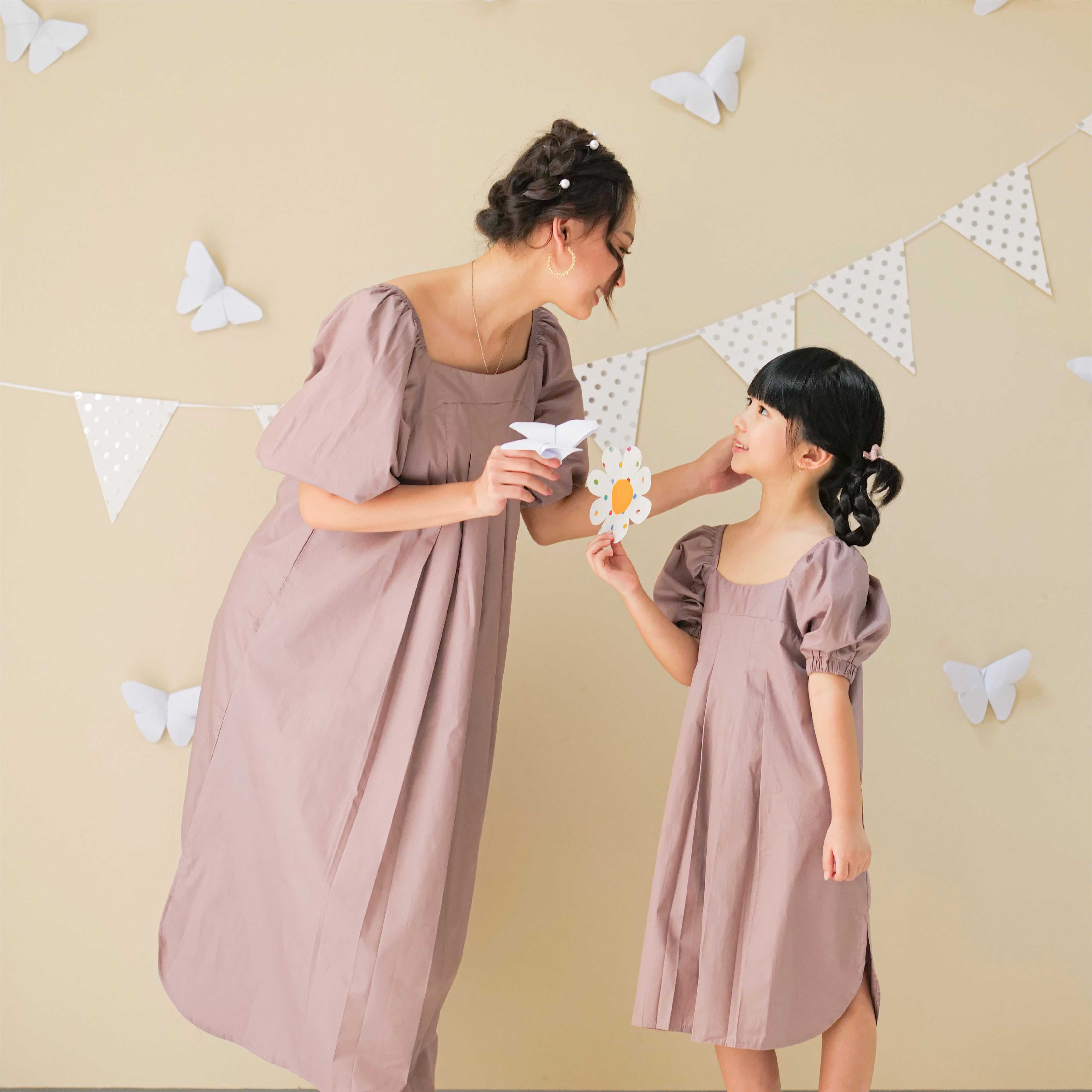Lolliestory Lenora Midi Dress