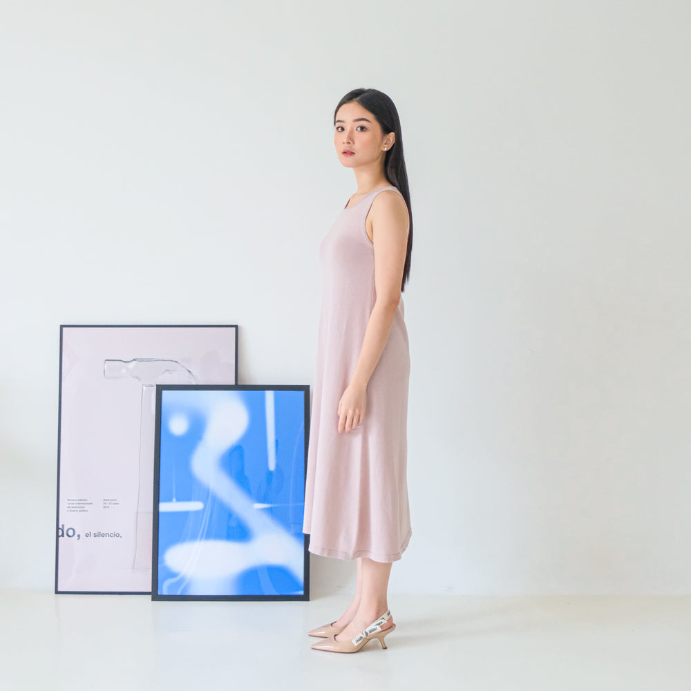 Lolliestory Gio Knit Midi Dress