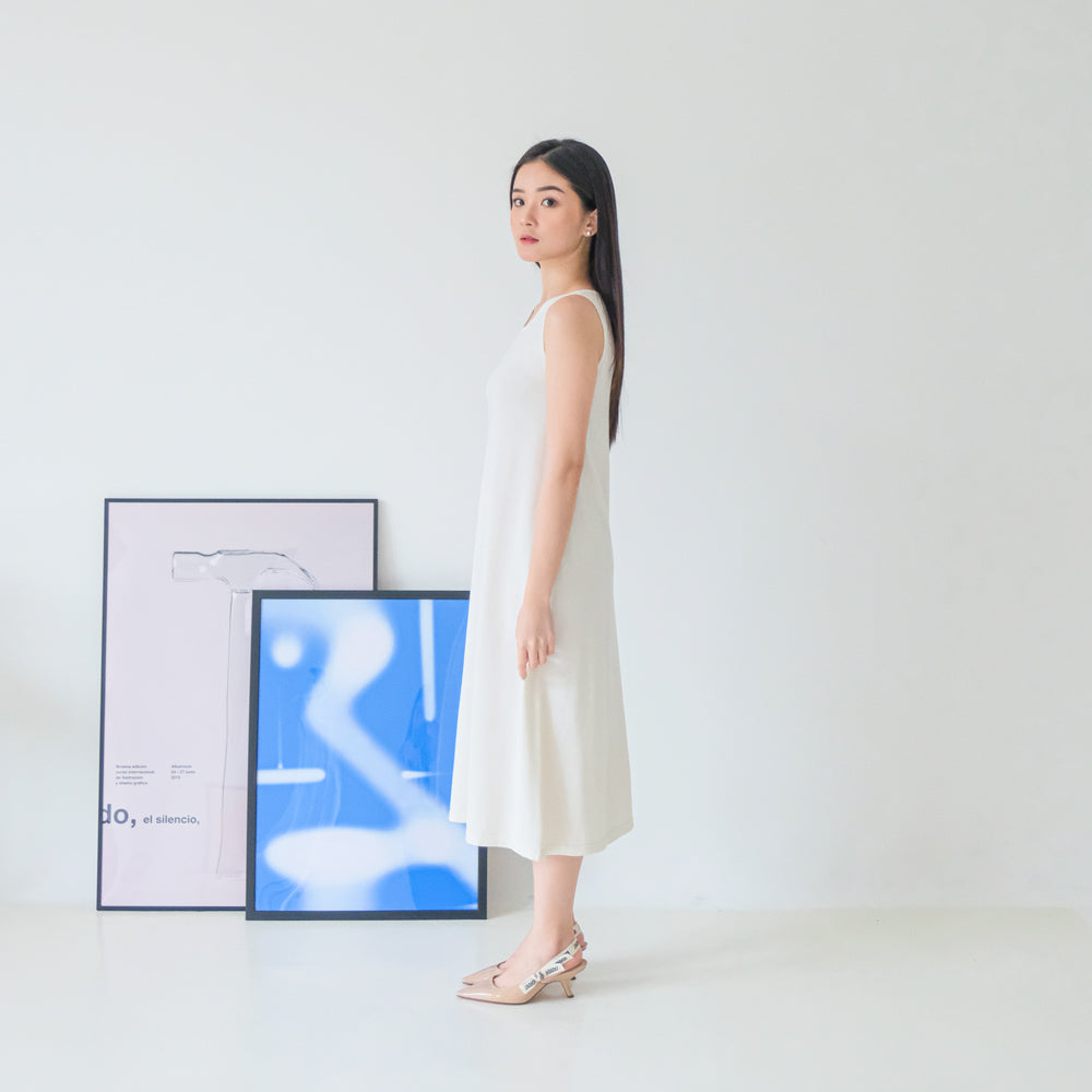 Lolliestory Gio Knit Midi Dress