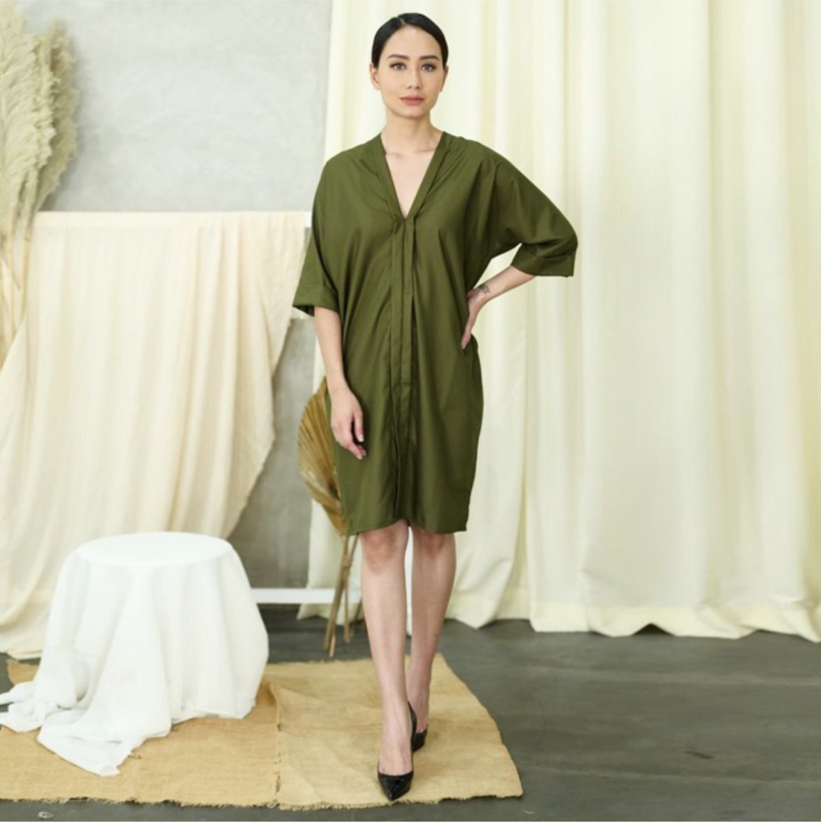 Alice Simple Mini Dress - Lolliestory