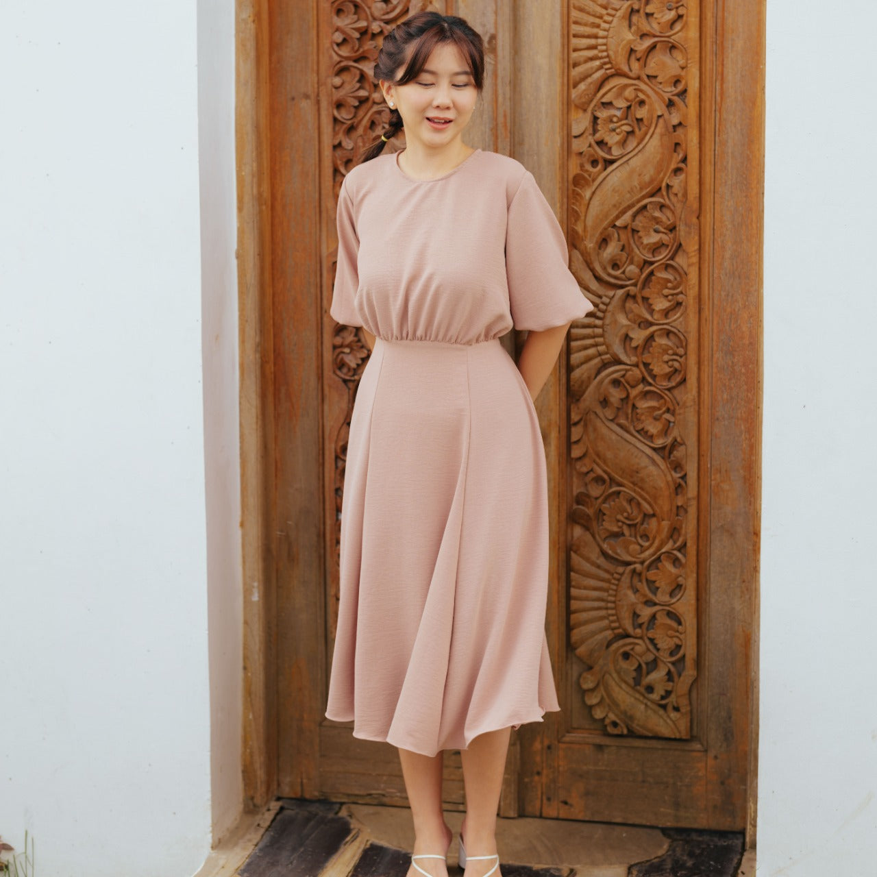 Lolliestory Zalina Midi Dress