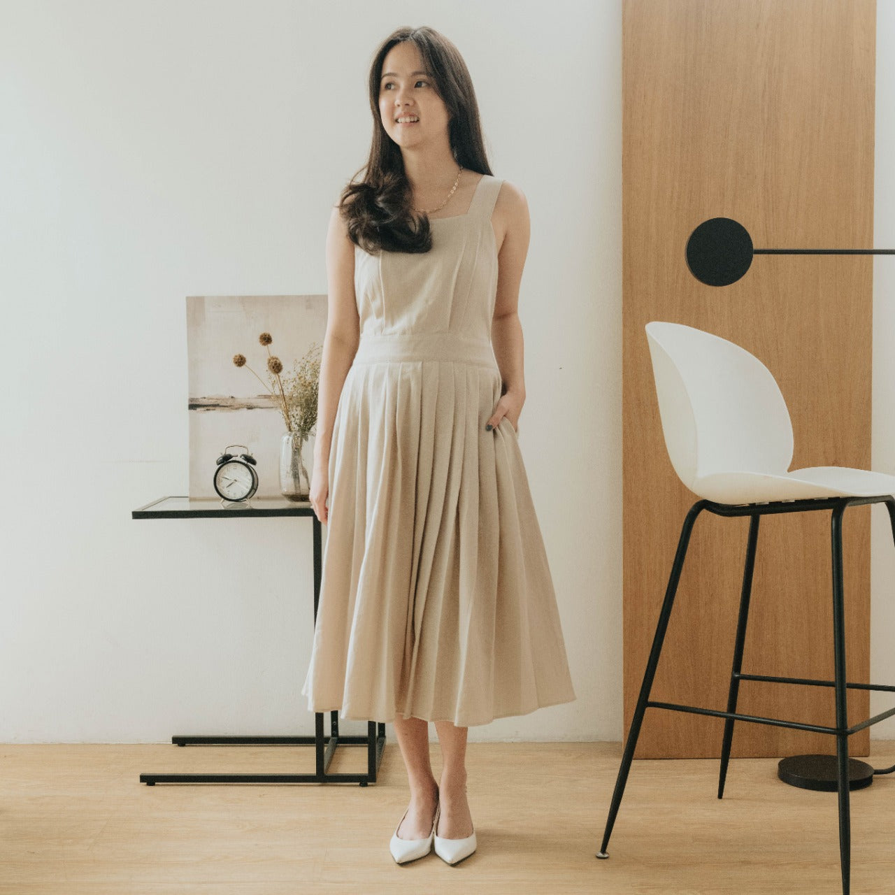 Lolliestory Noble Midi Dress