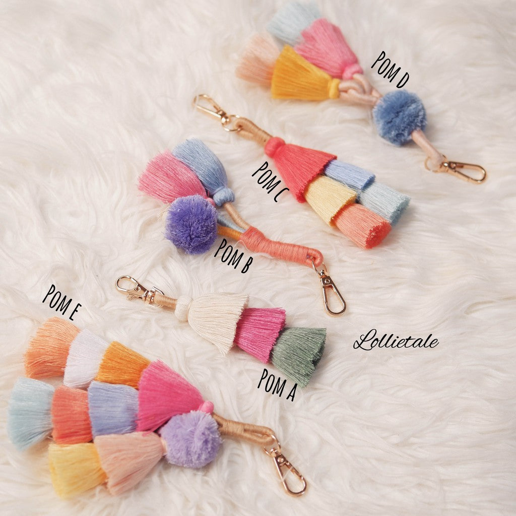 Lollietale Pom Pom Gantungan Kunci