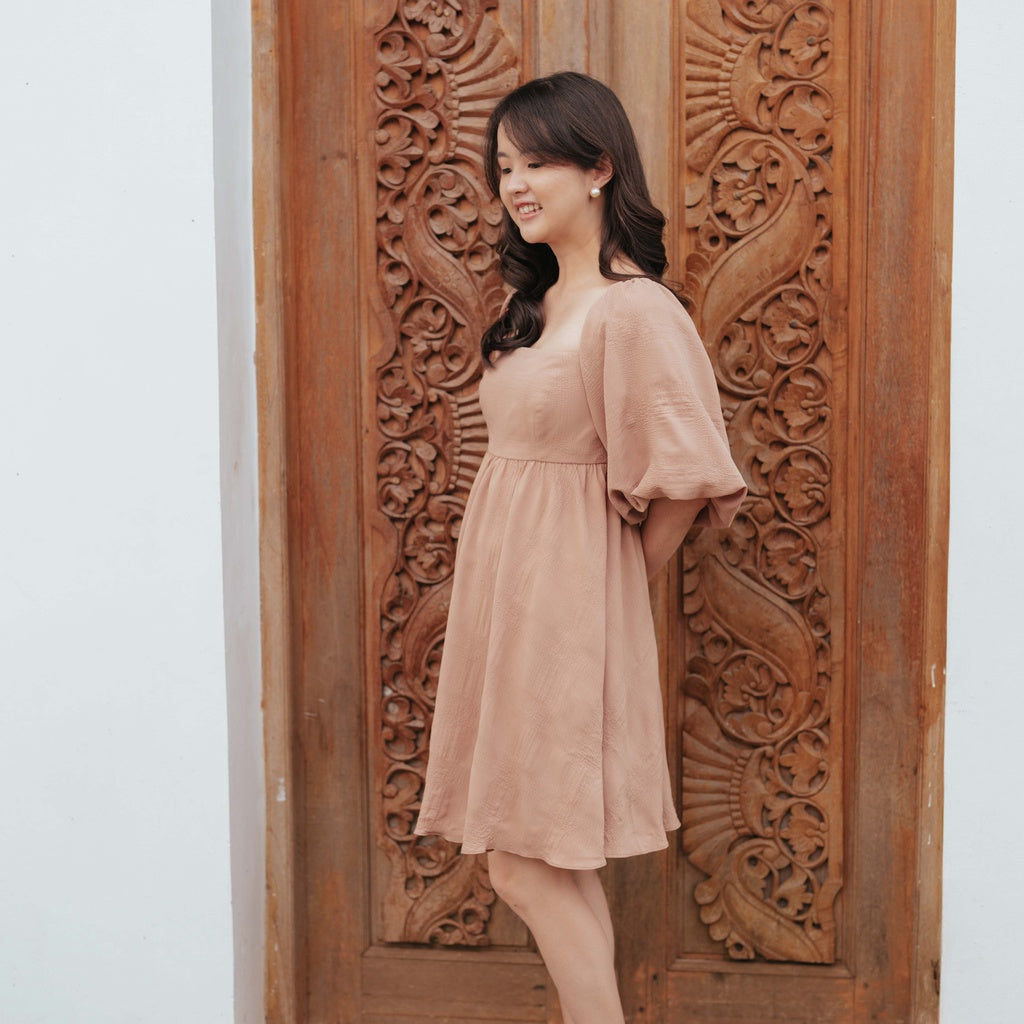 Lolliestory Hally Midi Dress