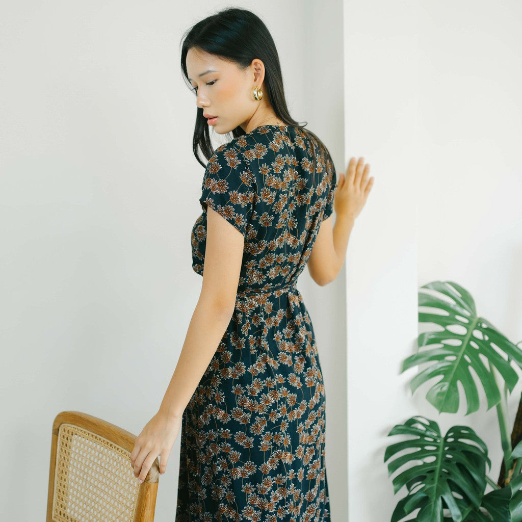 Lolliestory Esther Kimono Midi Dress