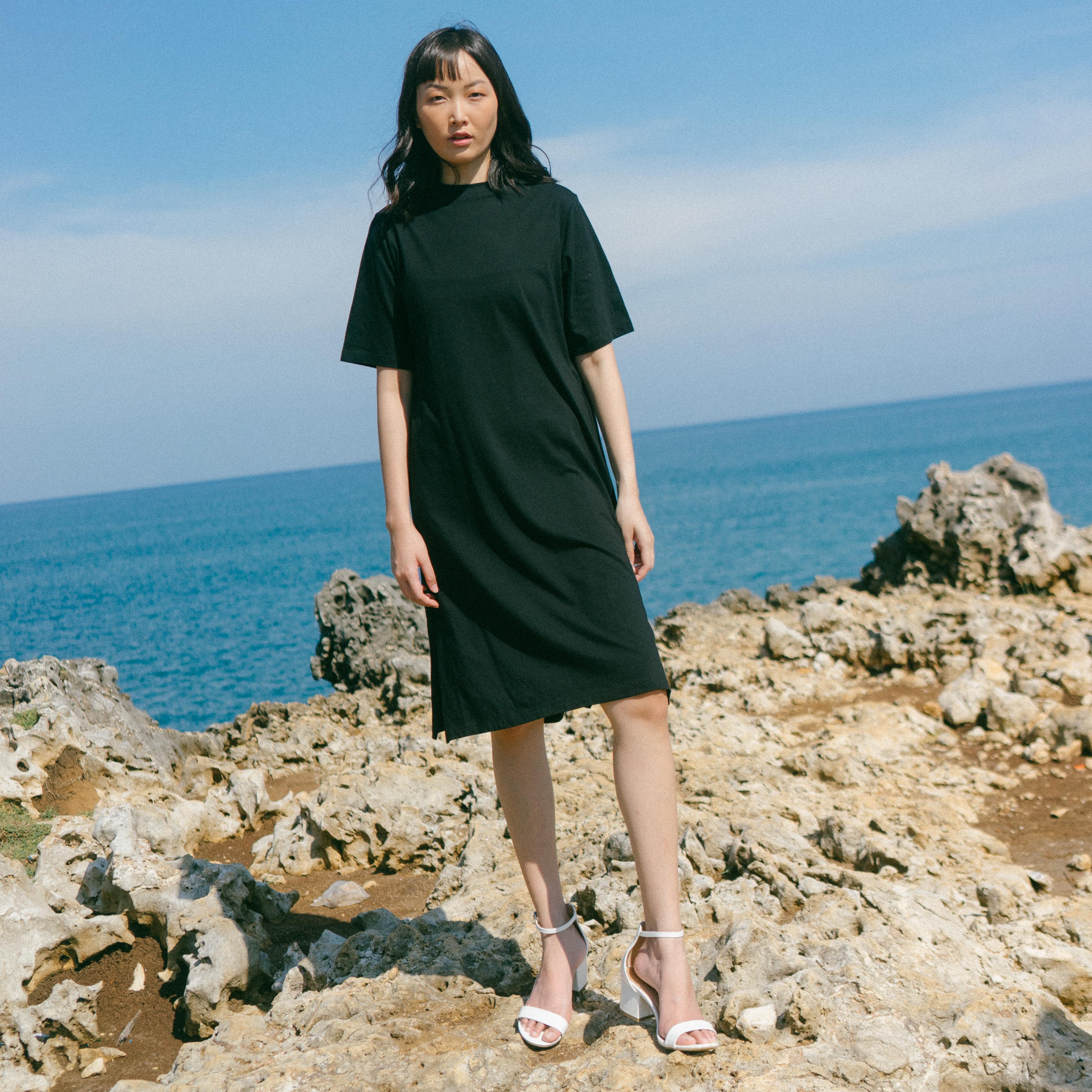 Lolliestory Silas Plain Midi Dress