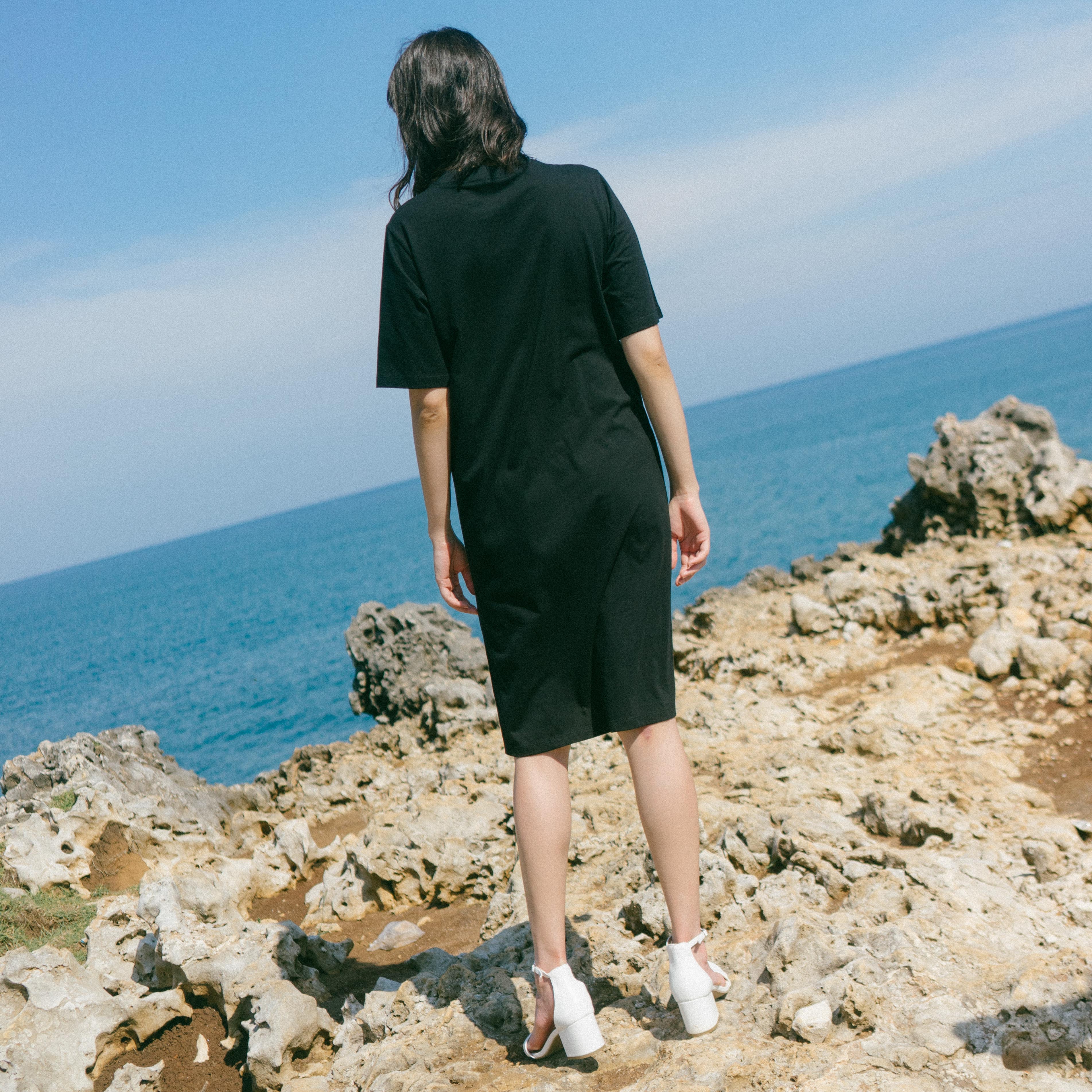 Lolliestory Silas Plain Midi Dress