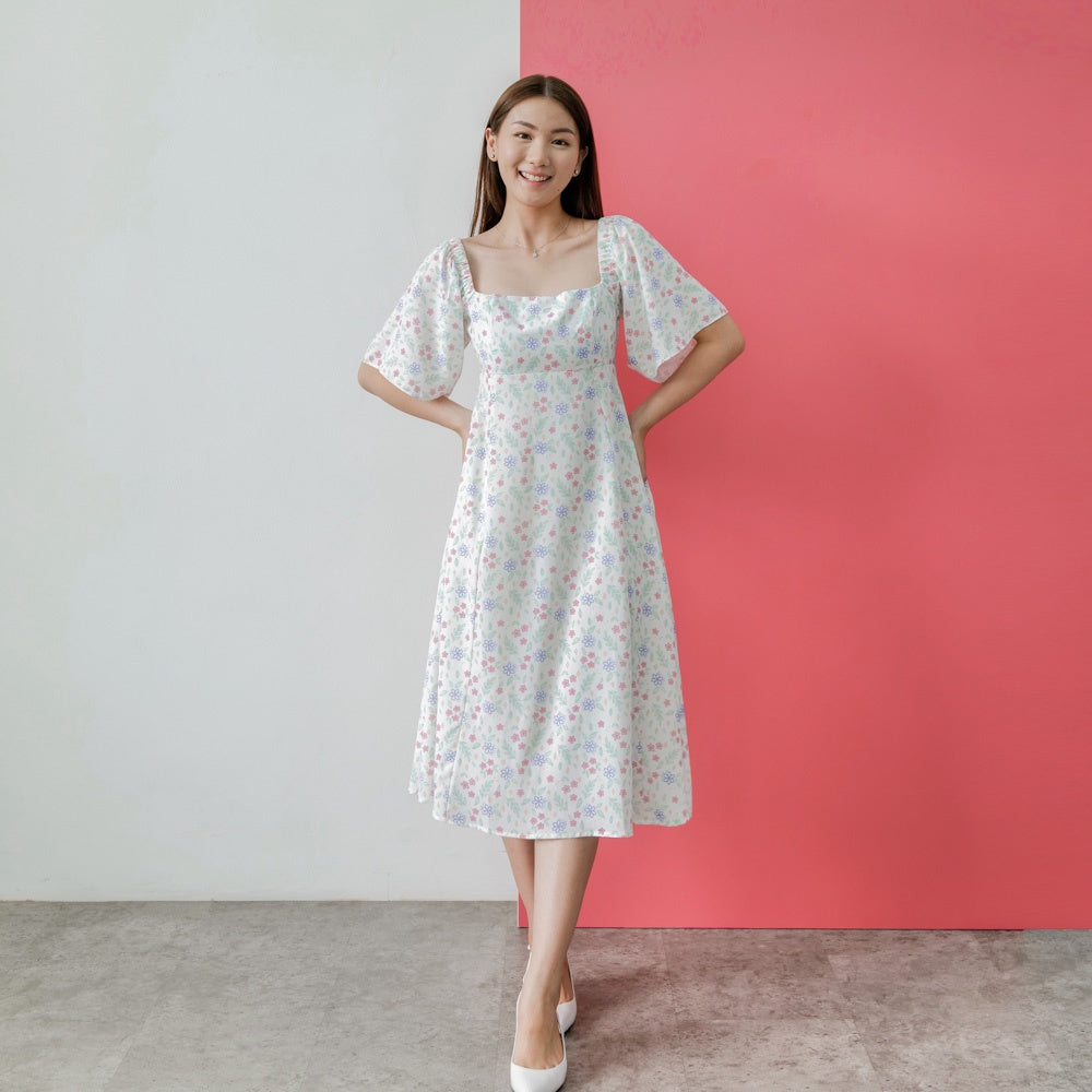 Lolliestory Colbie Midi Dress
