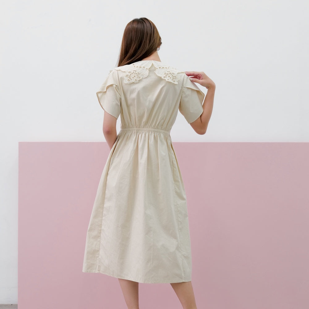 Lolliestory Haelyn Midi Dress