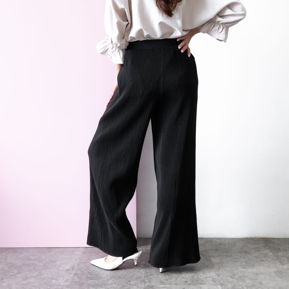 Lolliestory Noir Pleated Pants