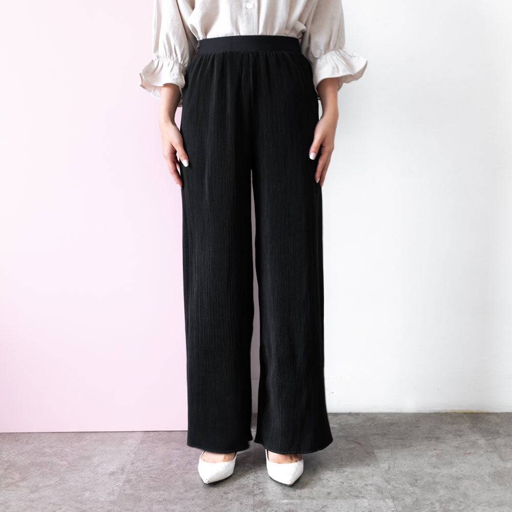 Lolliestory Noir Pleated Pants