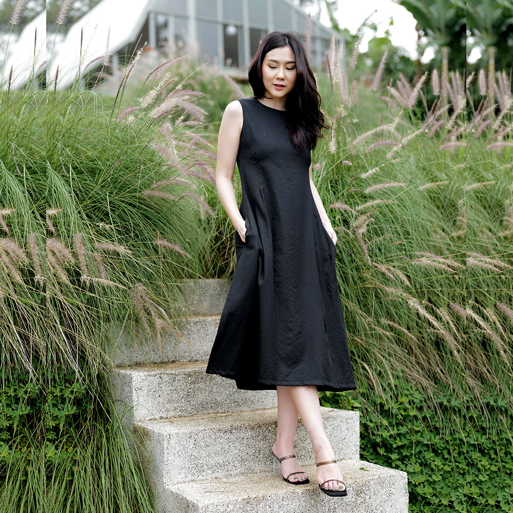 Theo Sleeveless Midi Dress - Lolliestory