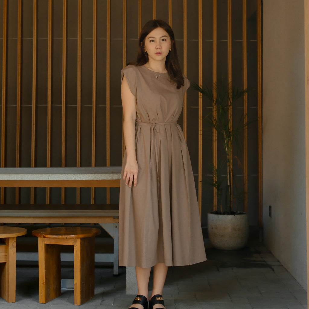 Lolliestory Levi Midi Dress