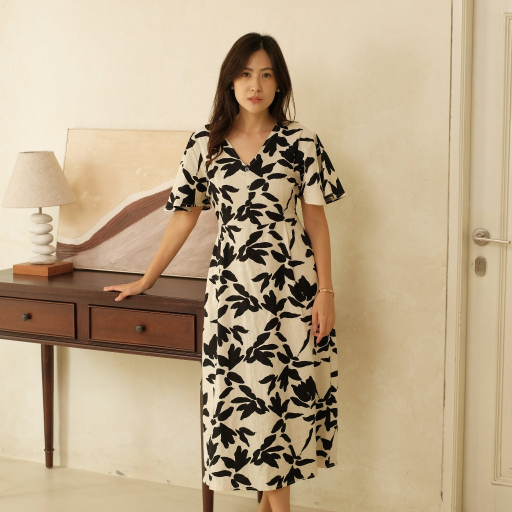 Lolliestory Saire Midi Dress